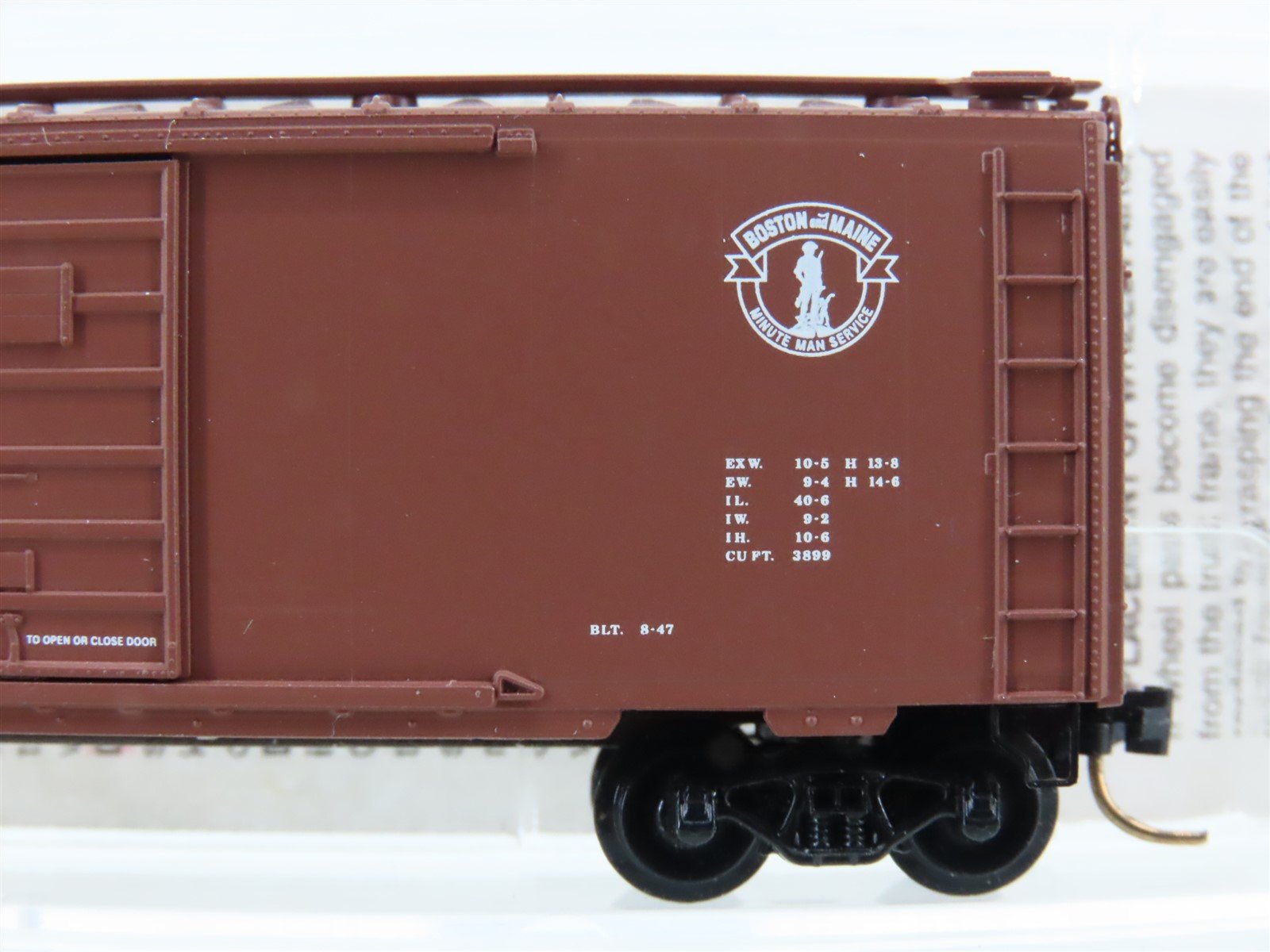 N Scale Micro-Trains MTL 20426 B&M / MTC Minute Man Service Box Car #74015