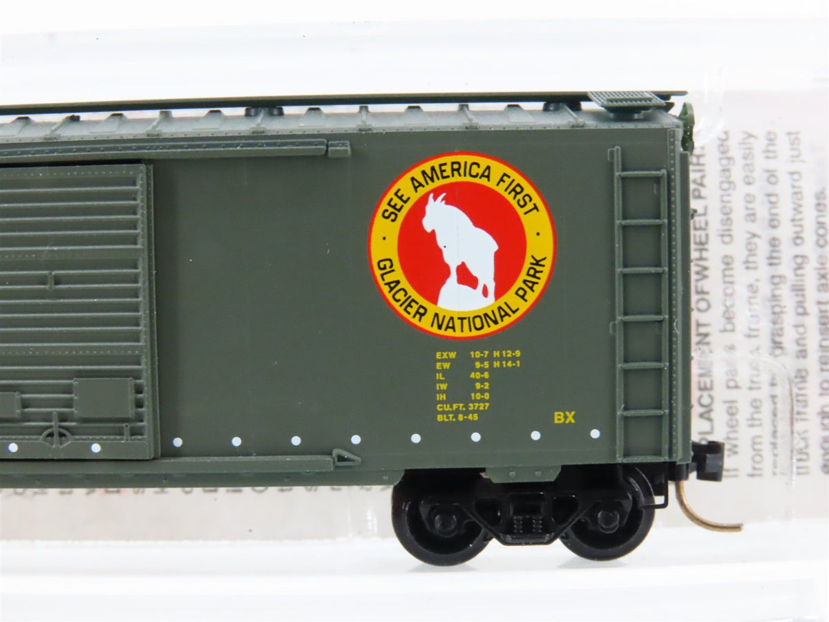 N Scale Micro-Trains MTL 20416 GN Great Northern 40&#39; Single Door Box Car #2510