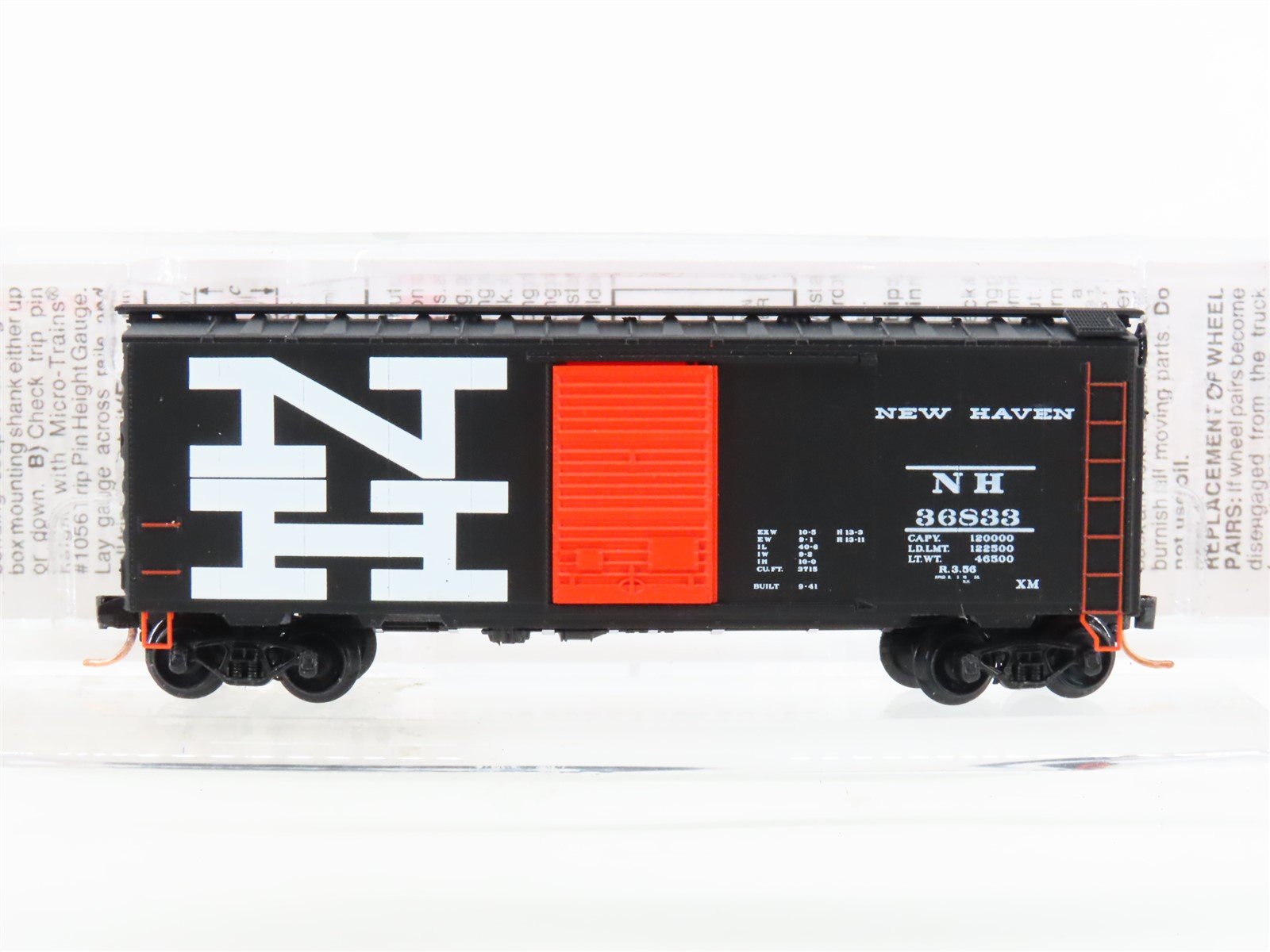 N Scale Micro-Trains MTL 20556 NH New Haven "McGinnis" 40' Box Car #36833
