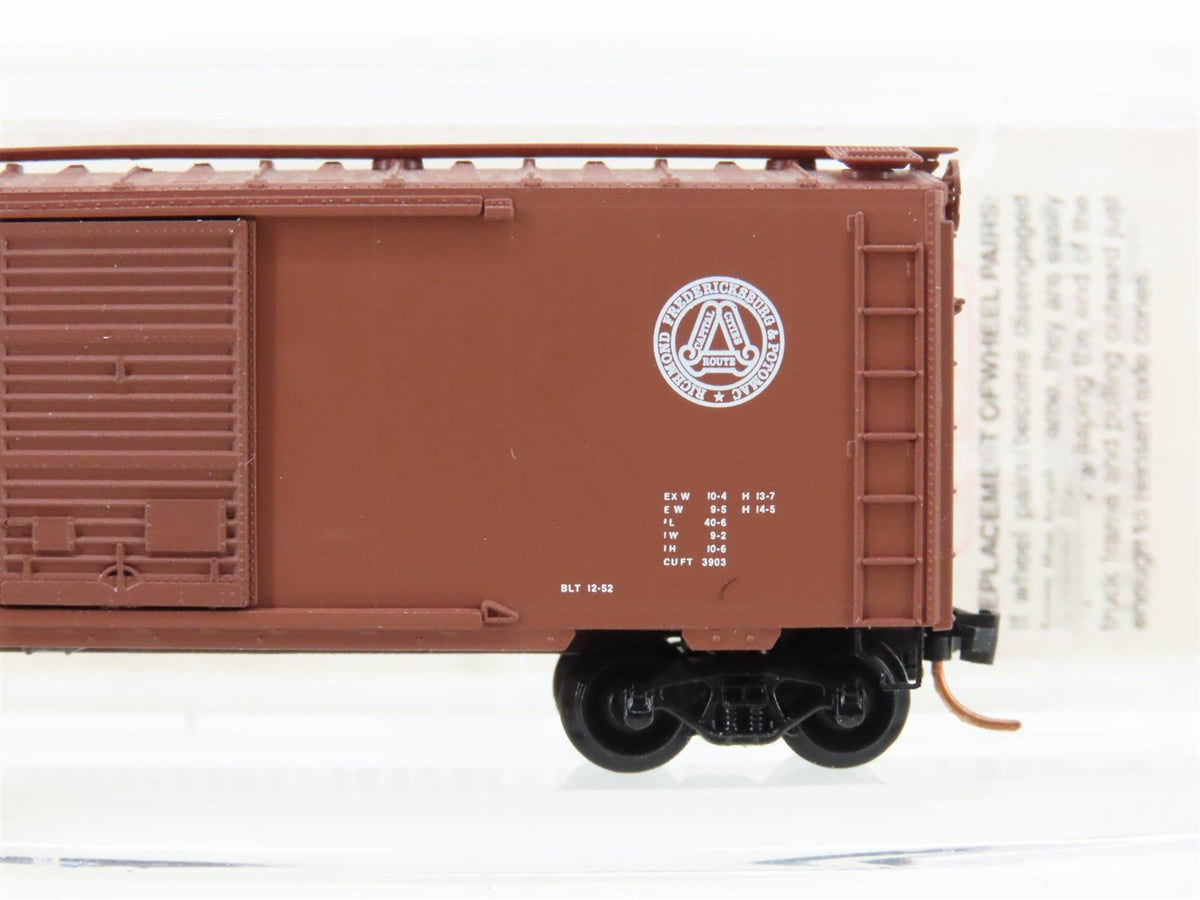 N Scale Micro-Trains MTL 20496 RF&amp;P &quot;Capital Cities Route&quot; 40&#39; Box Car #2892