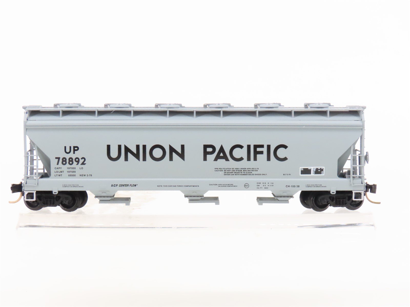 N Scale Micro-Trains MTL 93010 UP Union Pacific ACF 3-Bay Covered Hopper #78892