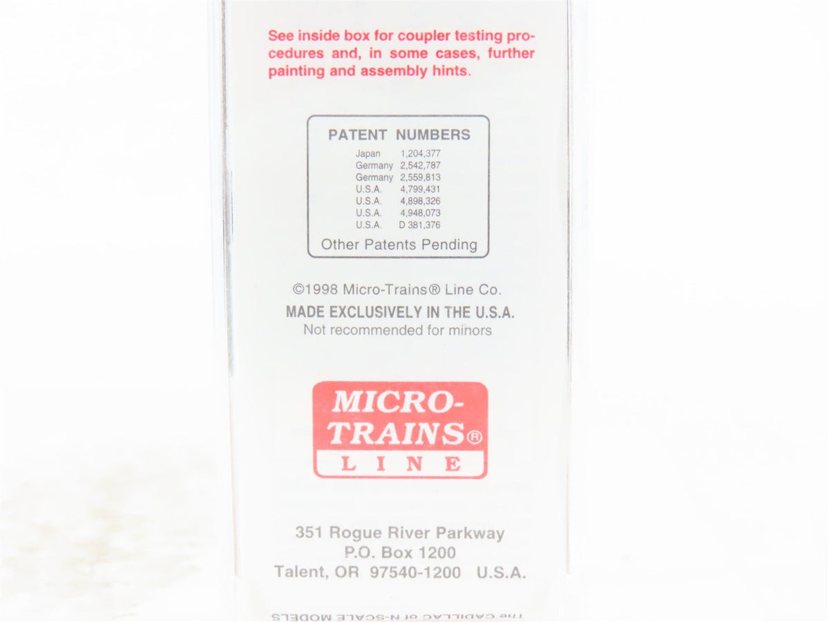 N Micro-Trains MTL 92100 CNW Chicago &amp; North Western 2-Bay Covered Hopper #96706