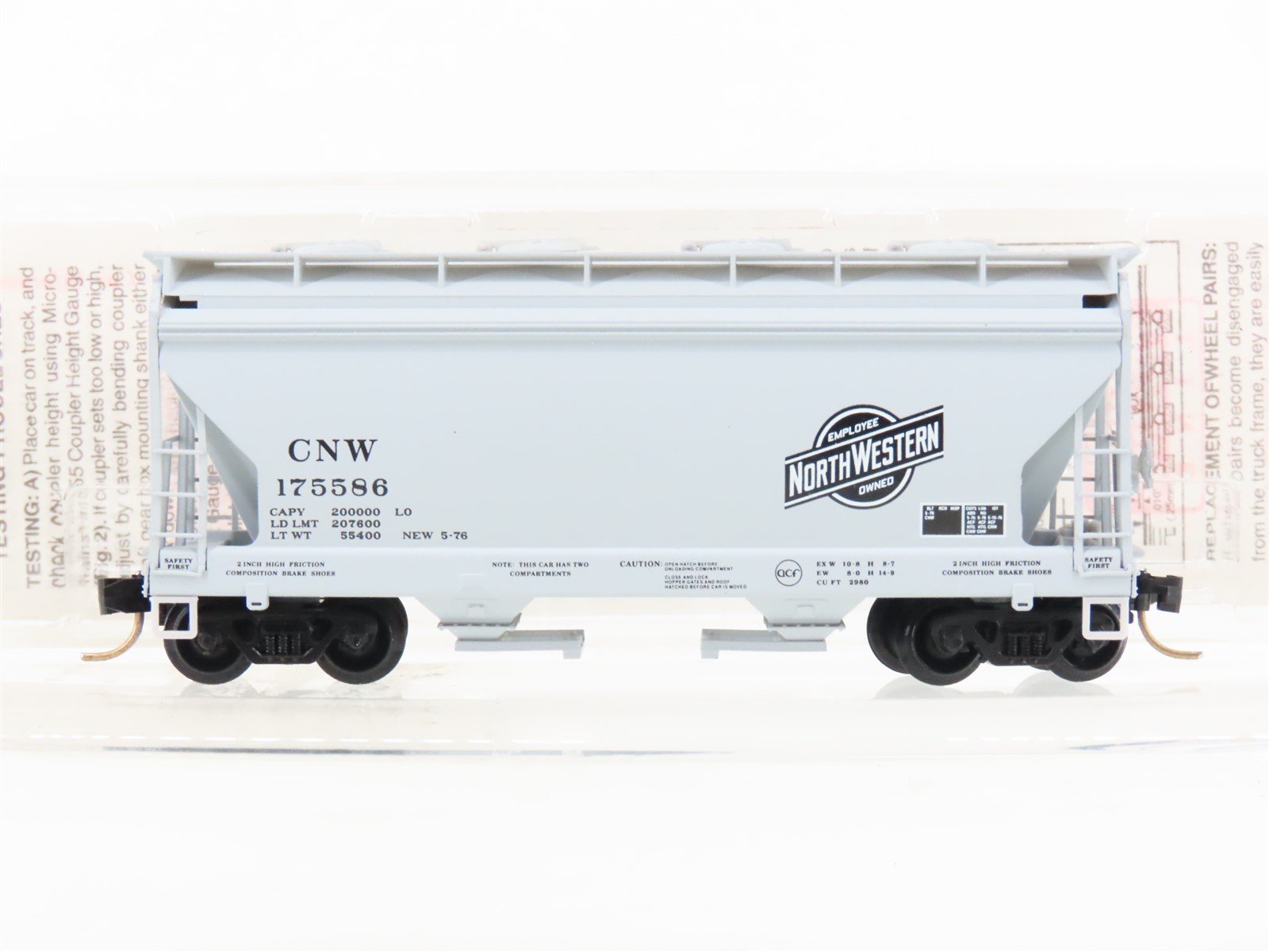 N Micro-Trains MTL 92090 CNW Chicago & North Western 2-Bay Covered Hopper 175586