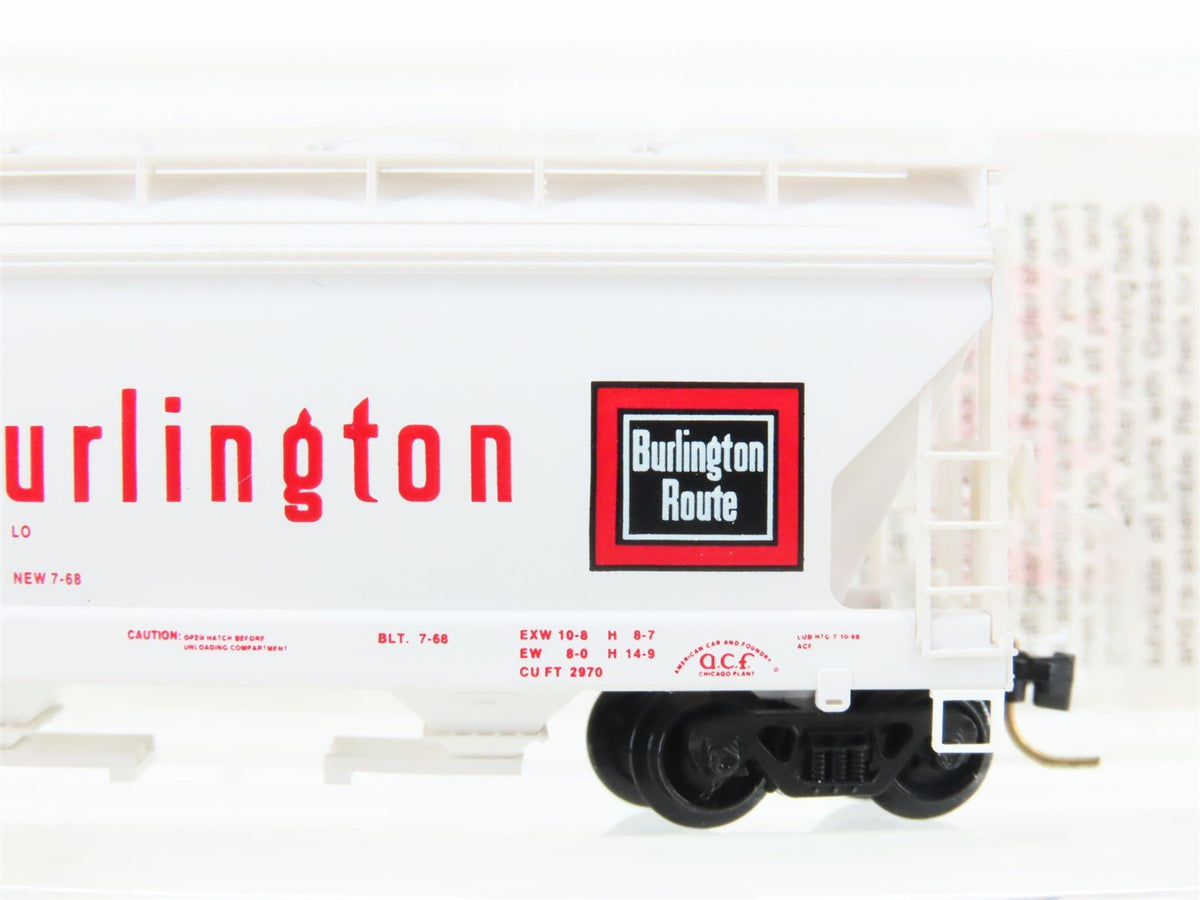 N Micro-Trains MTL 92070 CB&amp;Q Burlington Route ACF 2-Bay Covered Hopper #183925