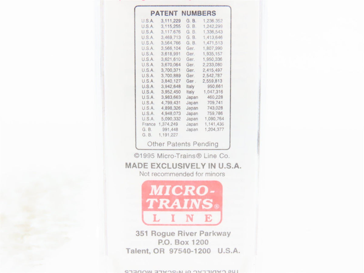 N Micro-Trains MTL 92070 CB&amp;Q Burlington Route ACF 2-Bay Covered Hopper #183925