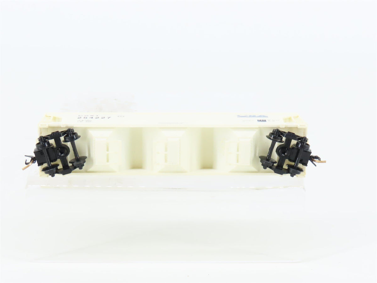 N Micro-Trains MTL 94060 CSX Transportation ACF 3-Bay Covered Hopper #254227