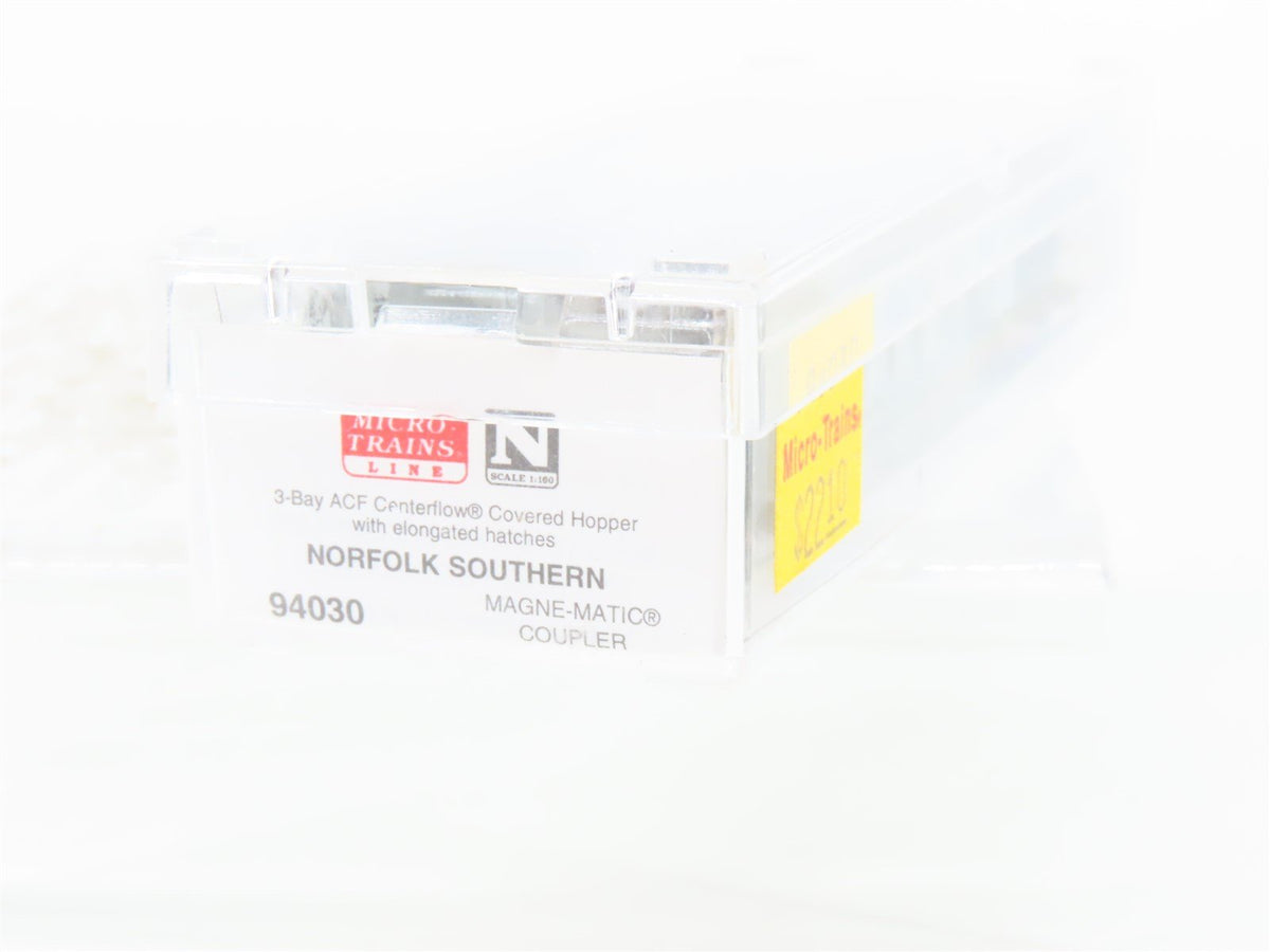N Micro-Trains MTL 94030 NS Norfolk Southern ACF 3-Bay Covered Hopper #251085