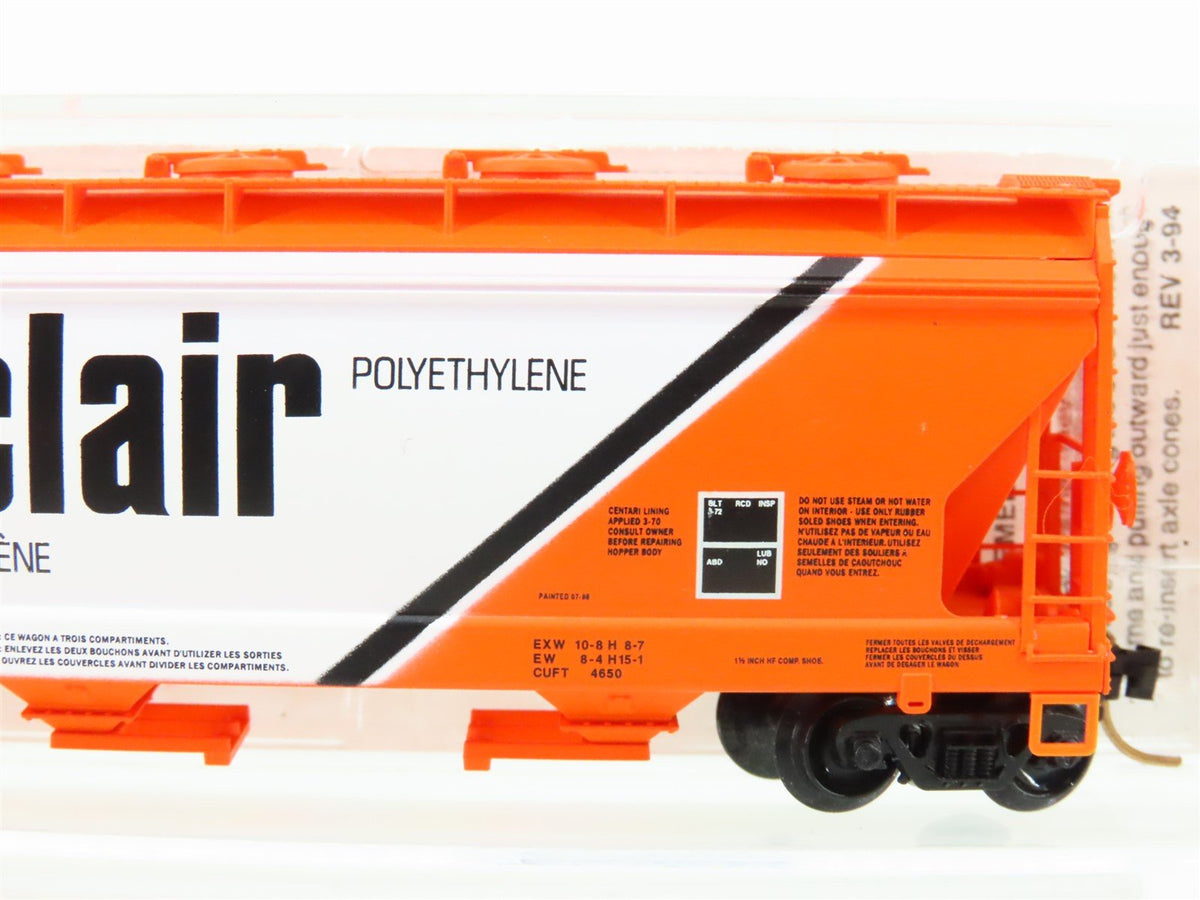 N Micro-Trains MTL 93040 NCLX SCLAIR Polyethylene 3-Bay Covered Hopper #46542