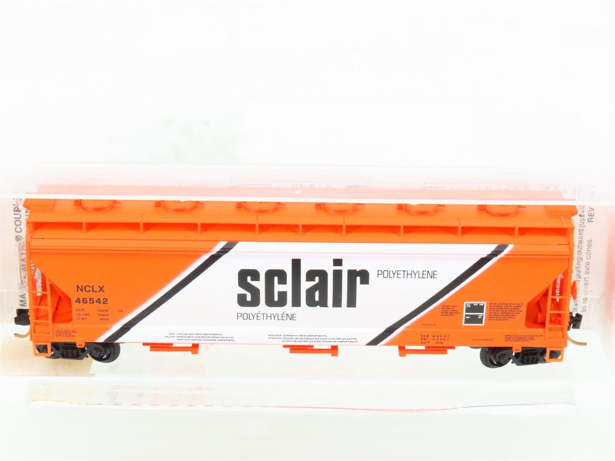 N Micro-Trains MTL 93040 NCLX SCLAIR Polyethylene 3-Bay Covered Hopper #46542