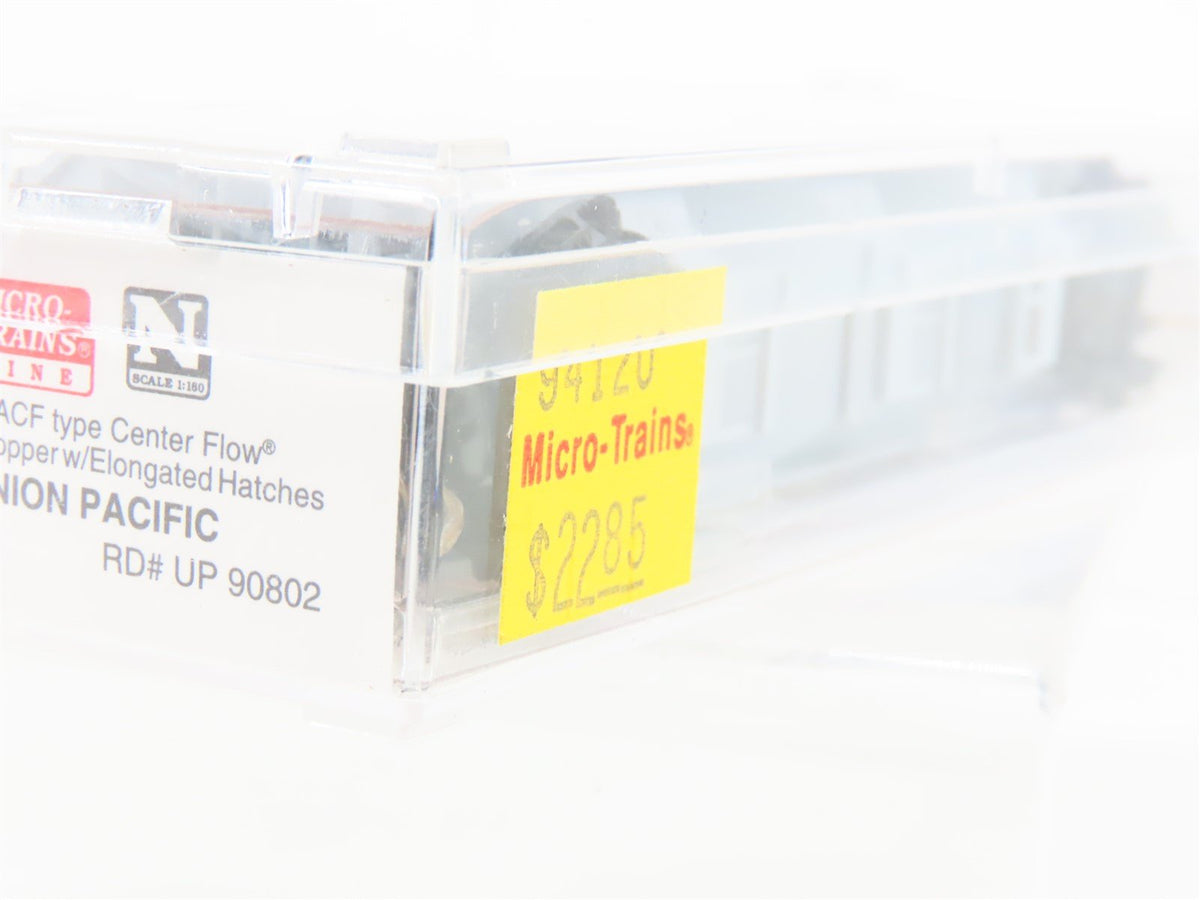 N Scale Micro-Trains MTL 94120 UP &quot;We will deliver&quot; 3-Bay Covered Hopper #90802