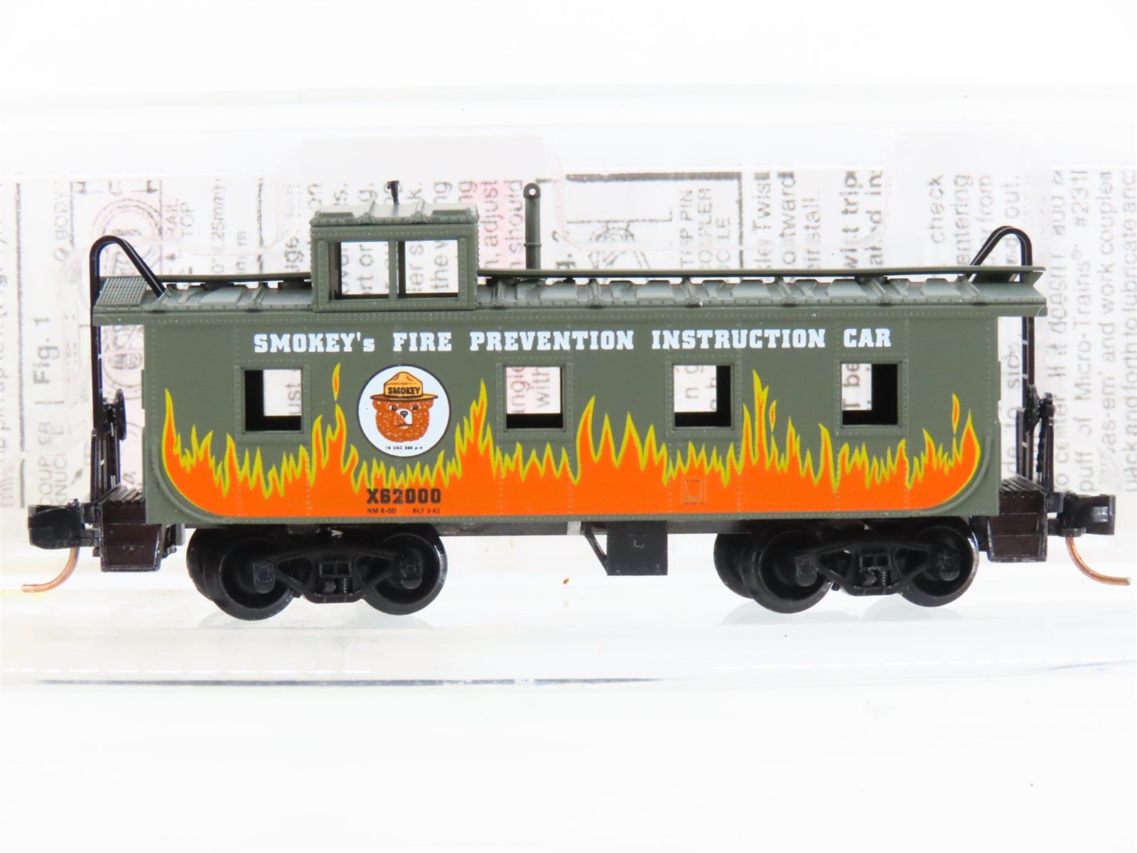 N Scale Micro-Trains MTL 100100 Smokey Bear Offset Cupola Caboose #X62000