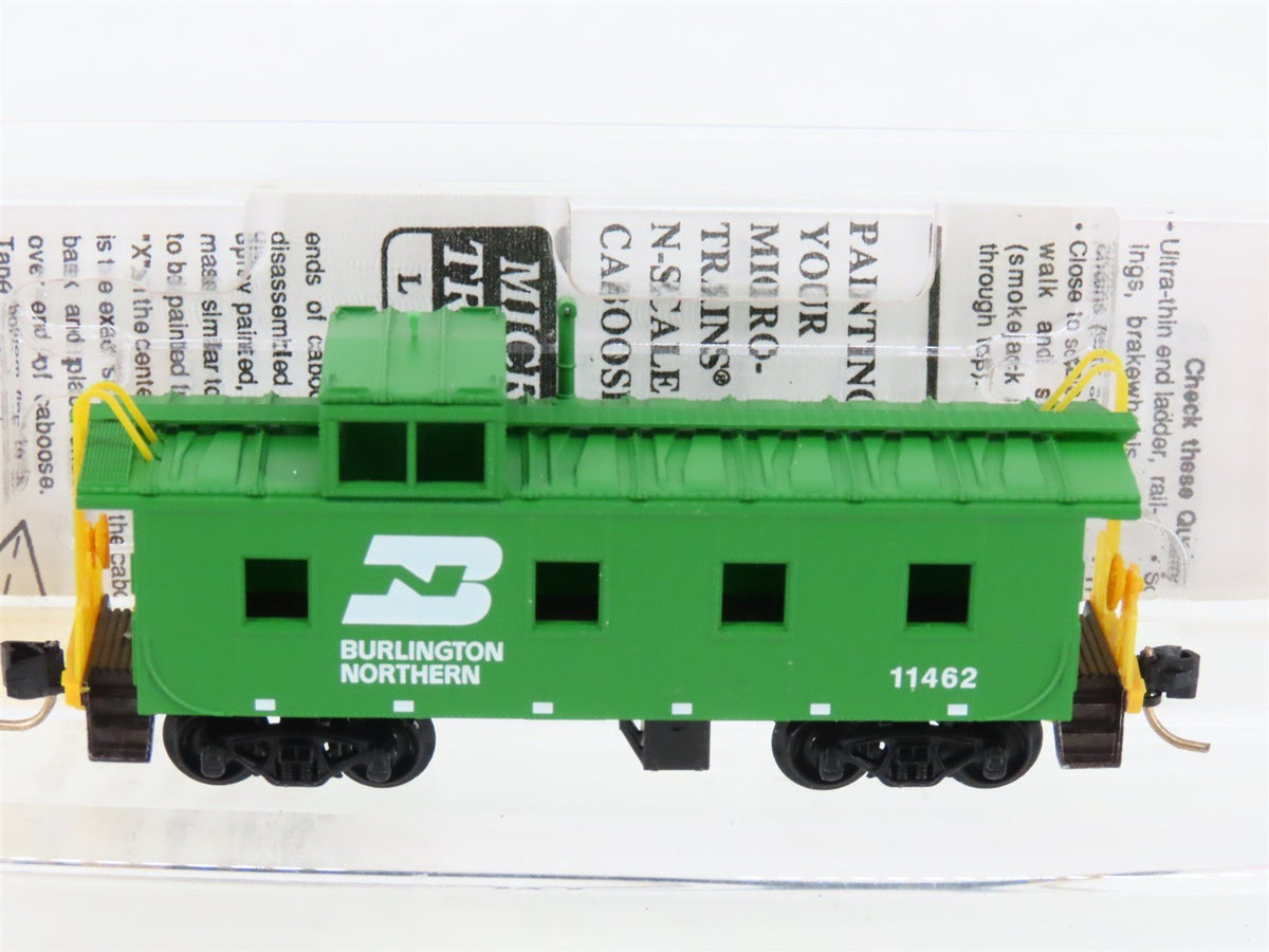 N Micro-Trains MTL 100060 BN Burlington Northern Offset Cupola Caboose #11462