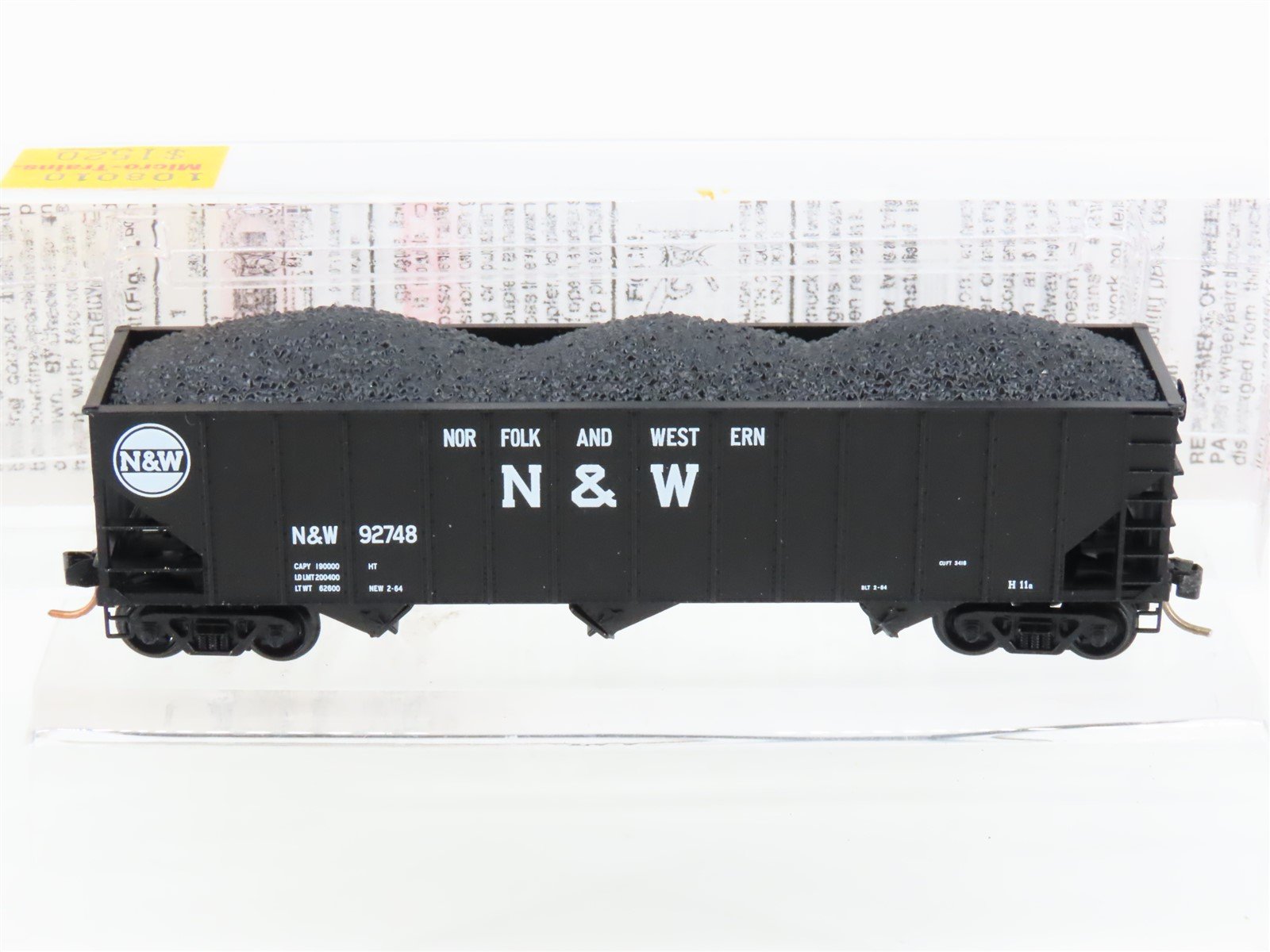 N Micro-Trains MTL 108010 N&W Norfolk & Western 3-Bay Hopper #92748 w/ Load