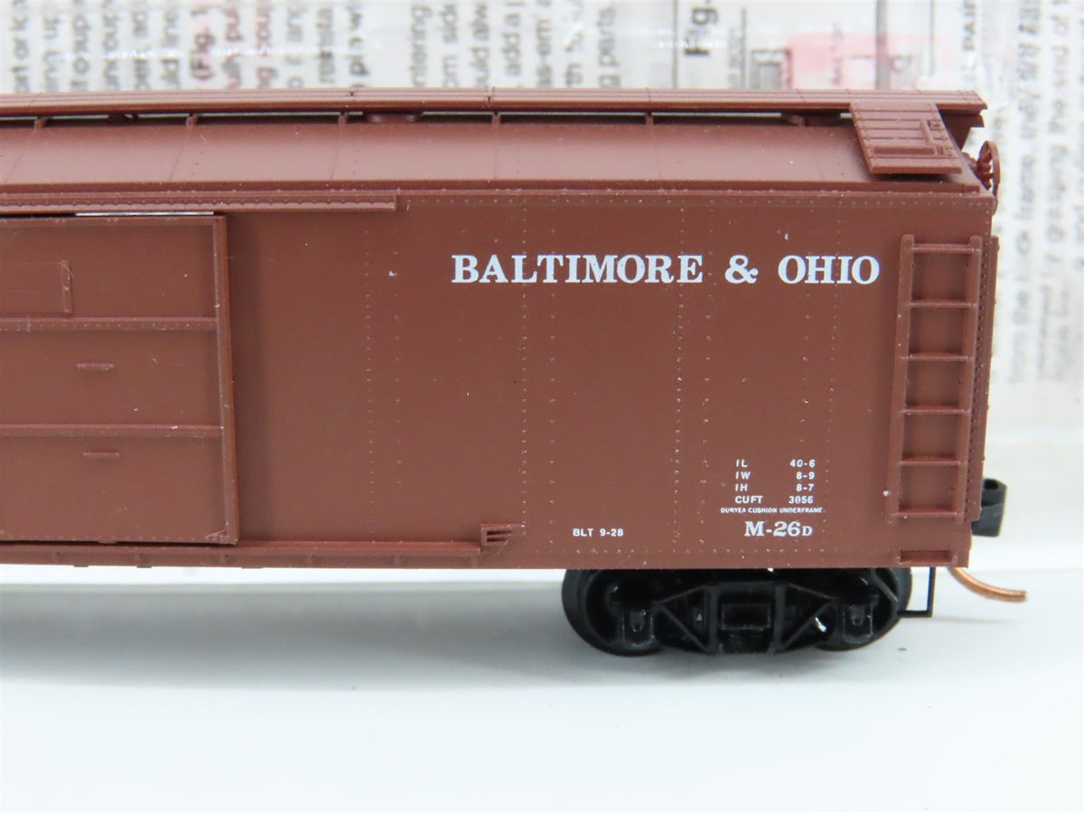 N Micro-Trains MTL 120210 B&amp;O Baltimore &amp; Ohio 40&#39; Single Door Box Car #272500