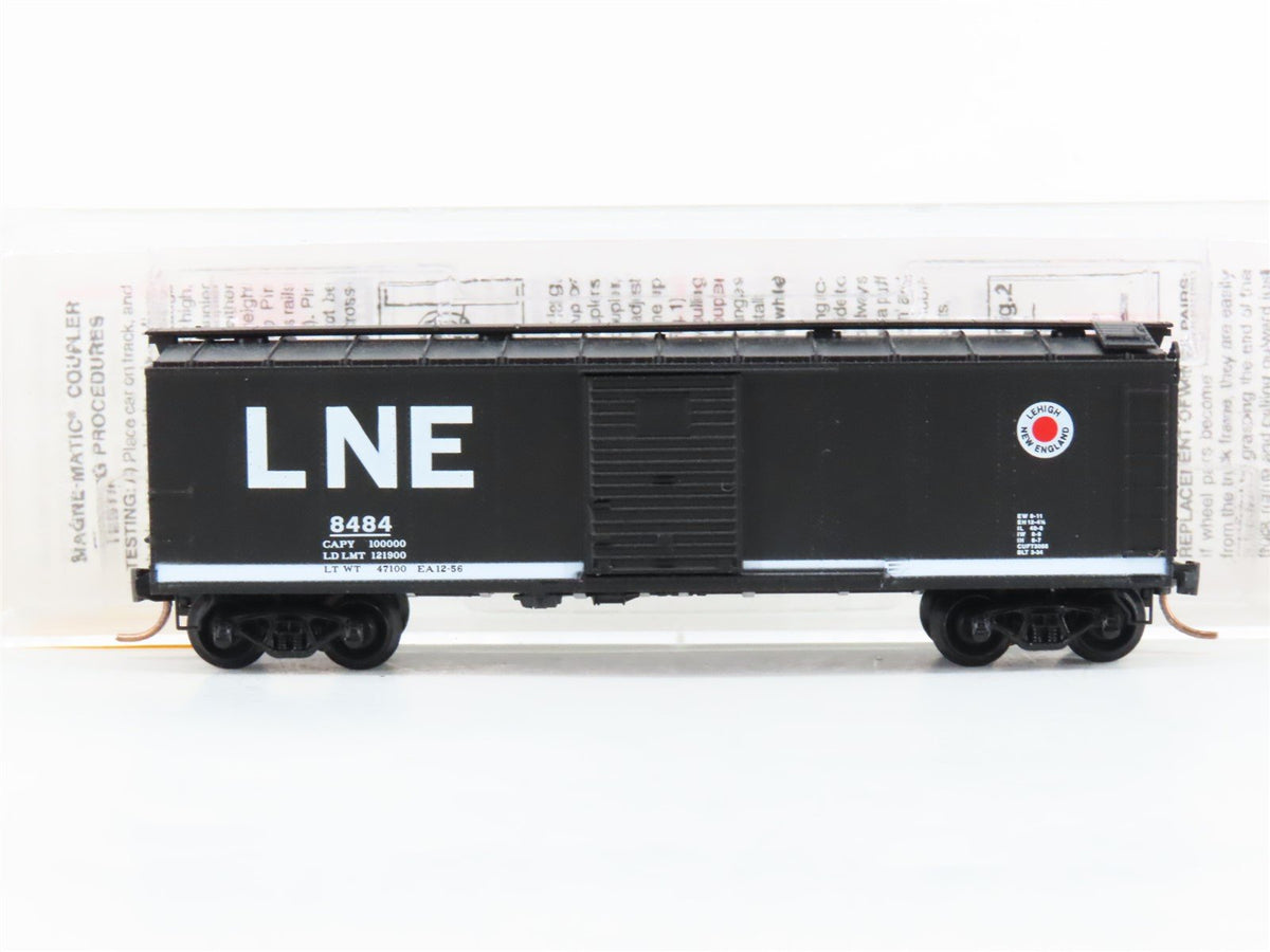 N Scale Micro-Trains MTL 120030 LNE Lehigh &amp; New England 40&#39; Box Car #8484