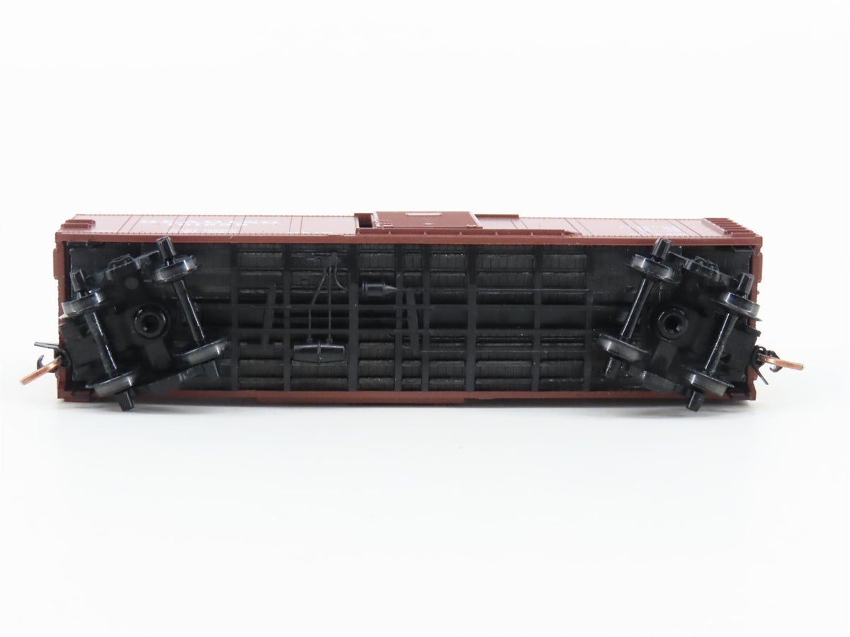 N Scale Micro-Trains MTL 120010 RDG Reading 40&#39; Single Door Box Car #101999