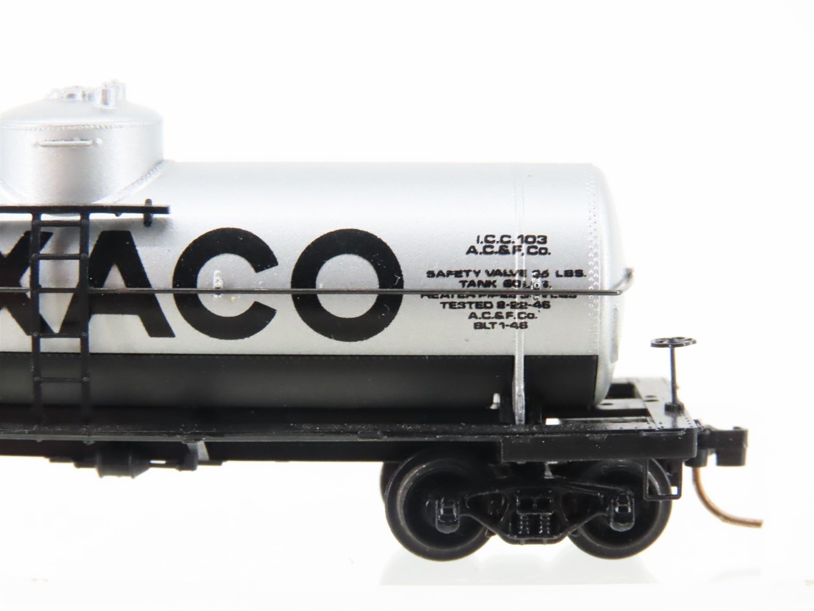 N Scale Kadee Micro-Trains MTL 65072 TCX Texaco 39' Single Dome Tank Car #2493