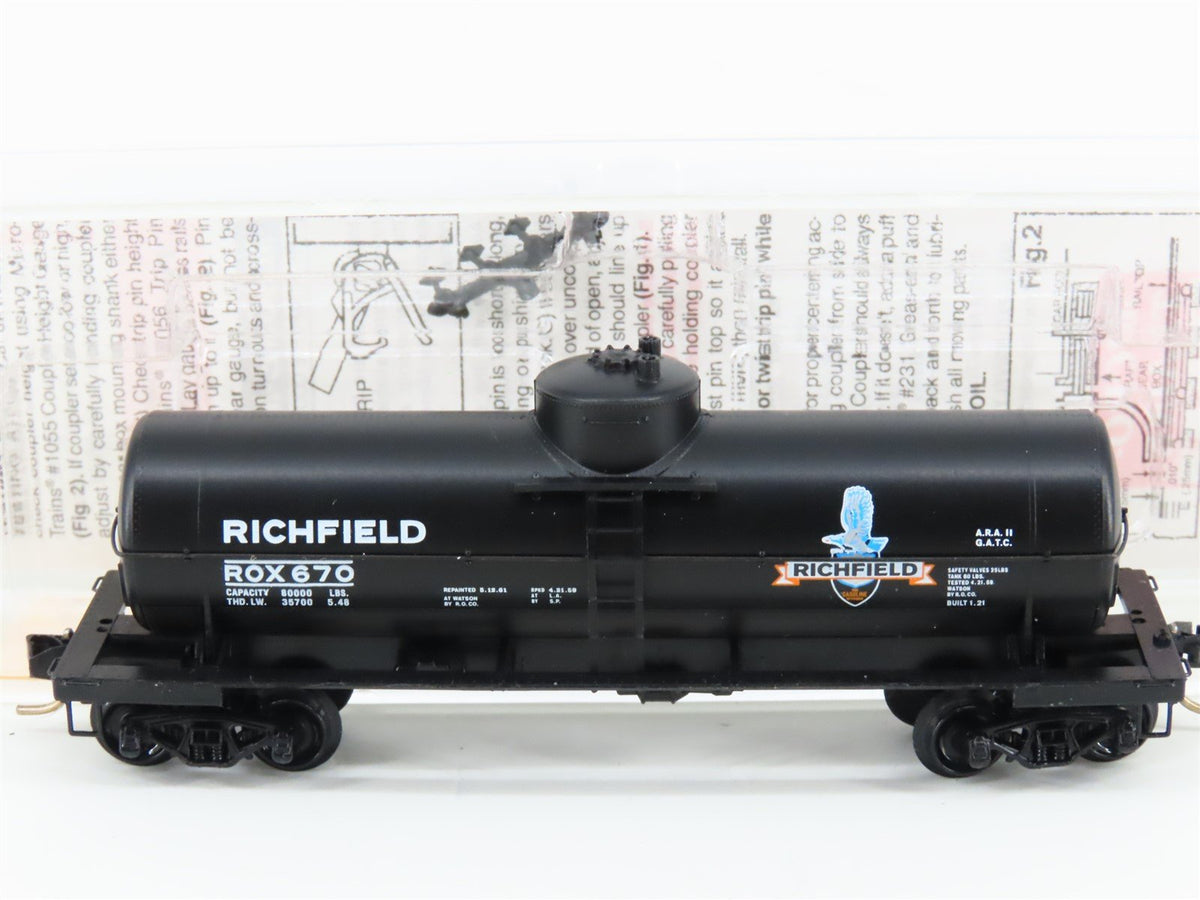 N Micro-Trains MTL 65430 ROX Richfield Oil Company 39&#39; Single Dome Tank Car 670