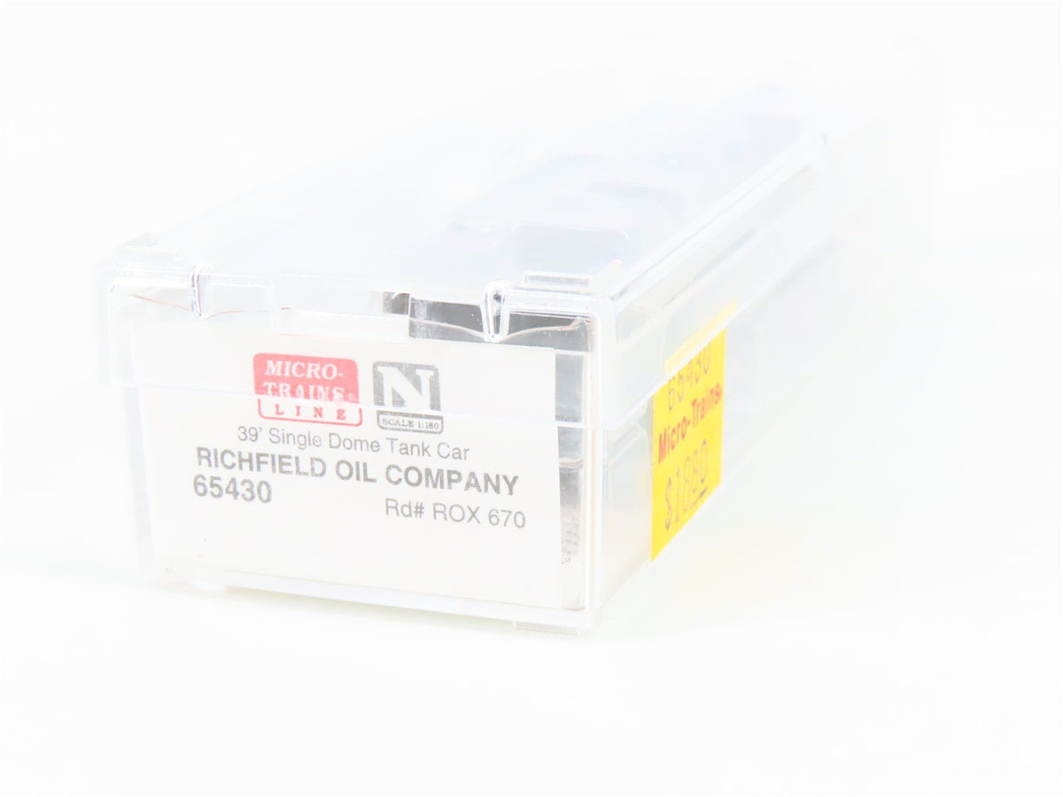 N Micro-Trains MTL 65430 ROX Richfield Oil Company 39&#39; Single Dome Tank Car 670