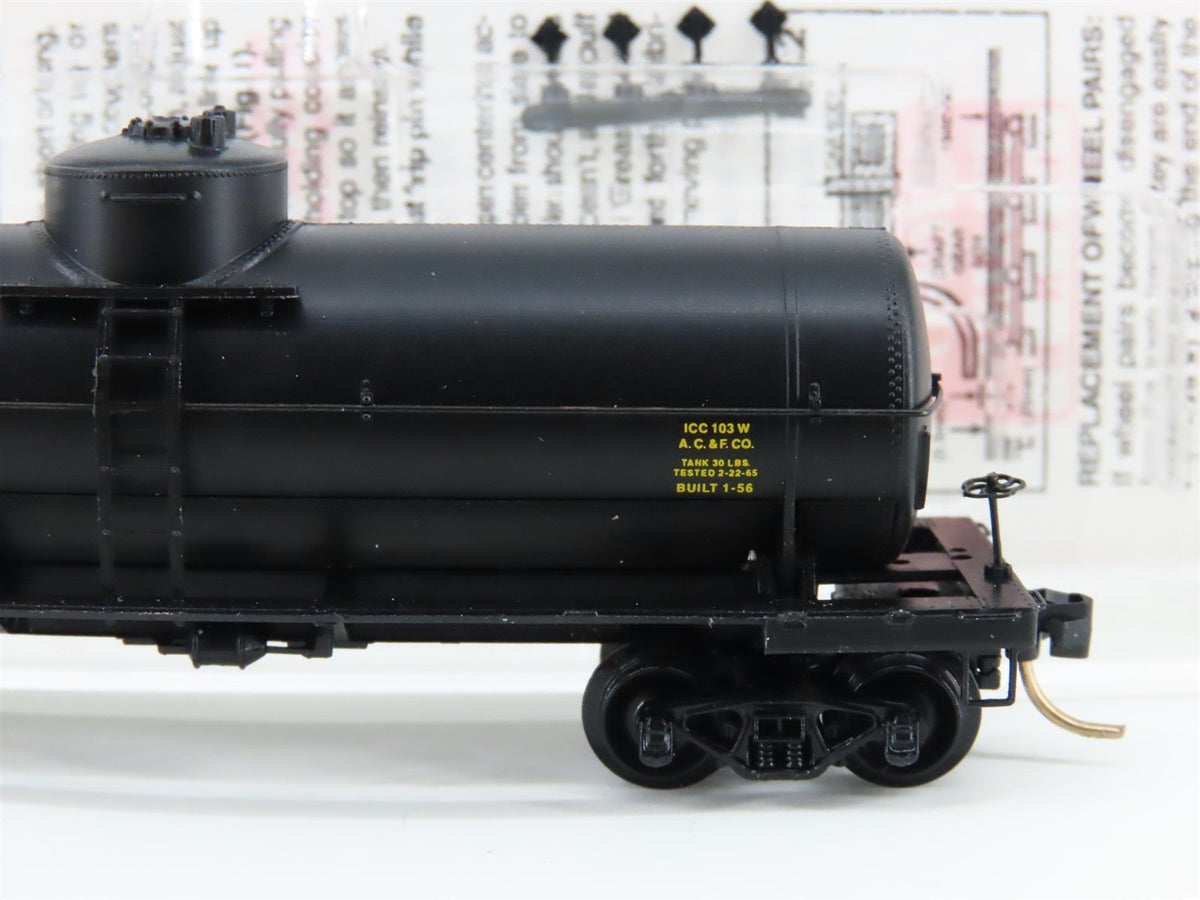 N Micro-Trains MTL 65410 CGW Chicago Great Western 39&#39; Single Dome Tank Car #283