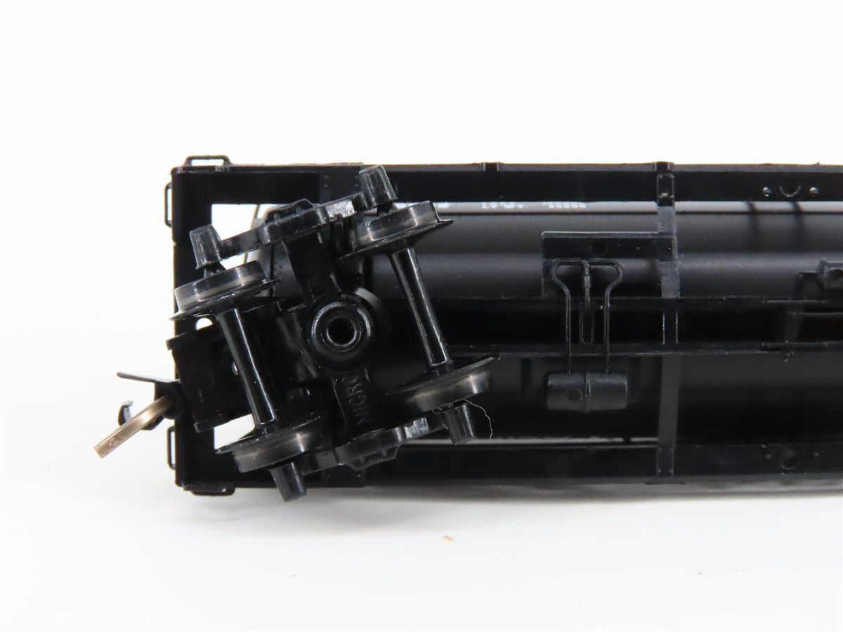 N Micro-Trains MTL 65330 SP Southern Pacific 39&#39; Single Dome Tank Car #62902