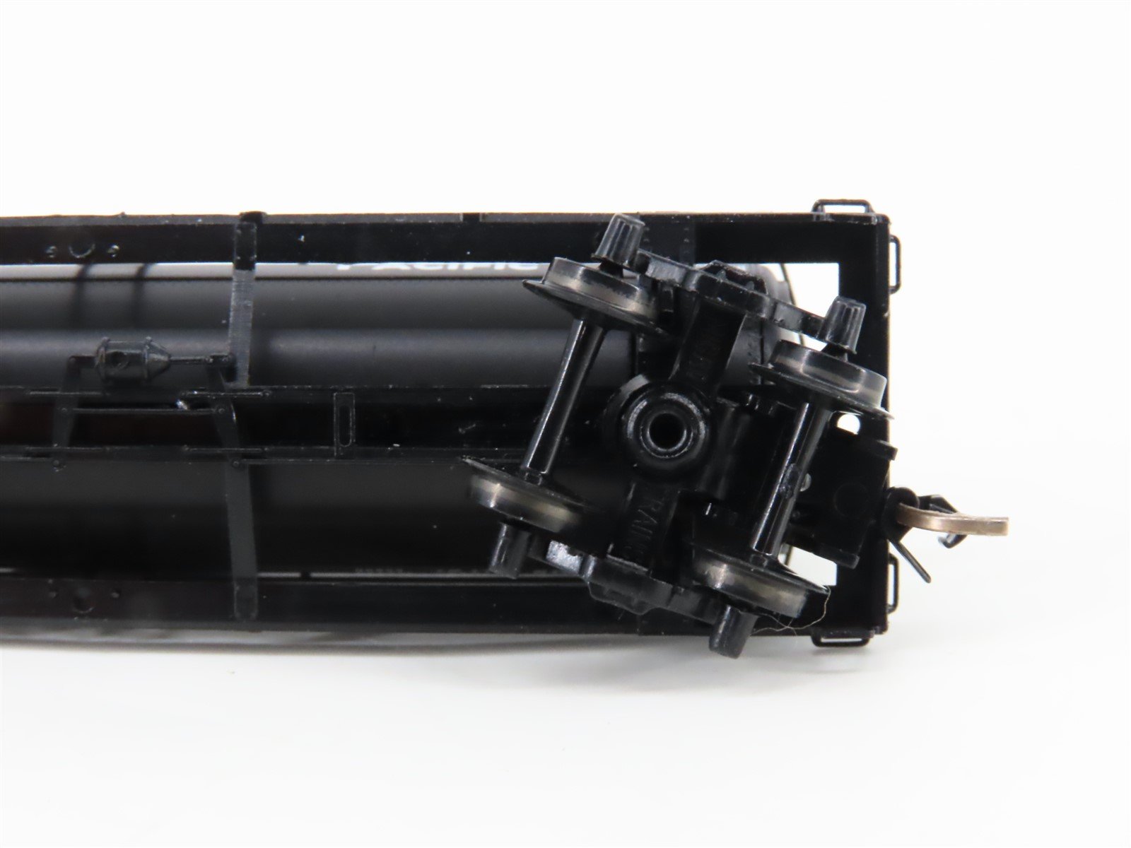 N Micro-Trains MTL 65330 SP Southern Pacific 39' Single Dome Tank Car #62902