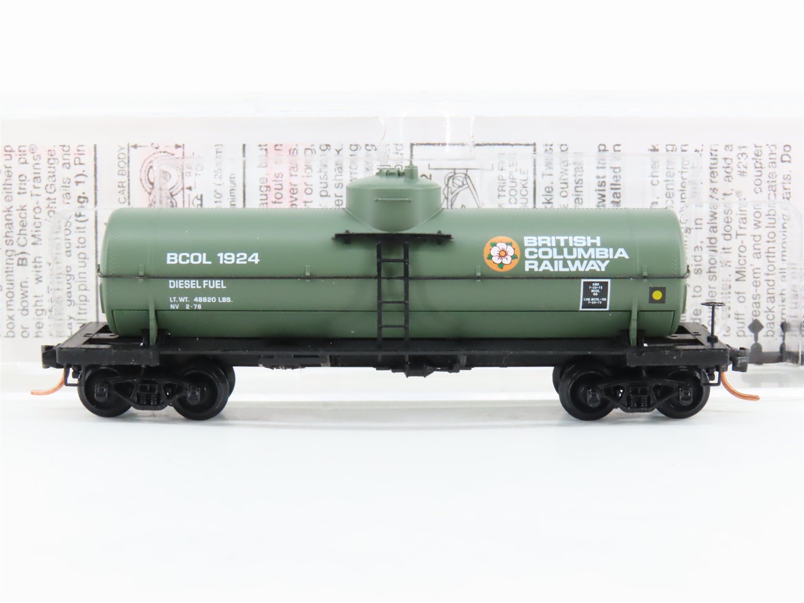 N Scale Micro-Trains MTL 65530 BCOL British Columbia Railway 39' Tank Car #1924