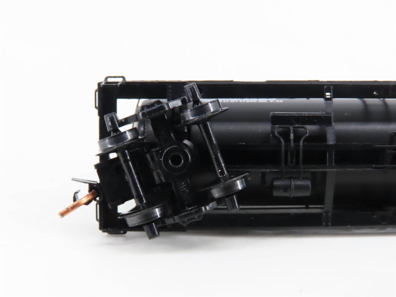 N Micro-Trains MTL 65480 TWOX Tide Water Oil Co 39' Single Dome Tank Car #1383