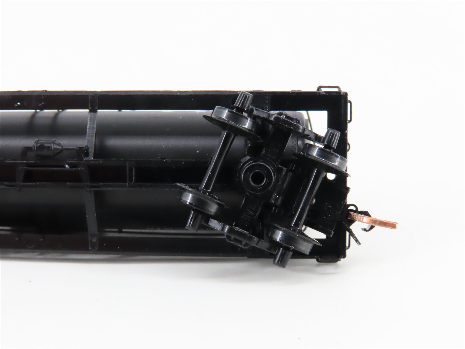 N Micro-Trains MTL 65480 TWOX Tide Water Oil Co 39' Single Dome Tank Car #1383