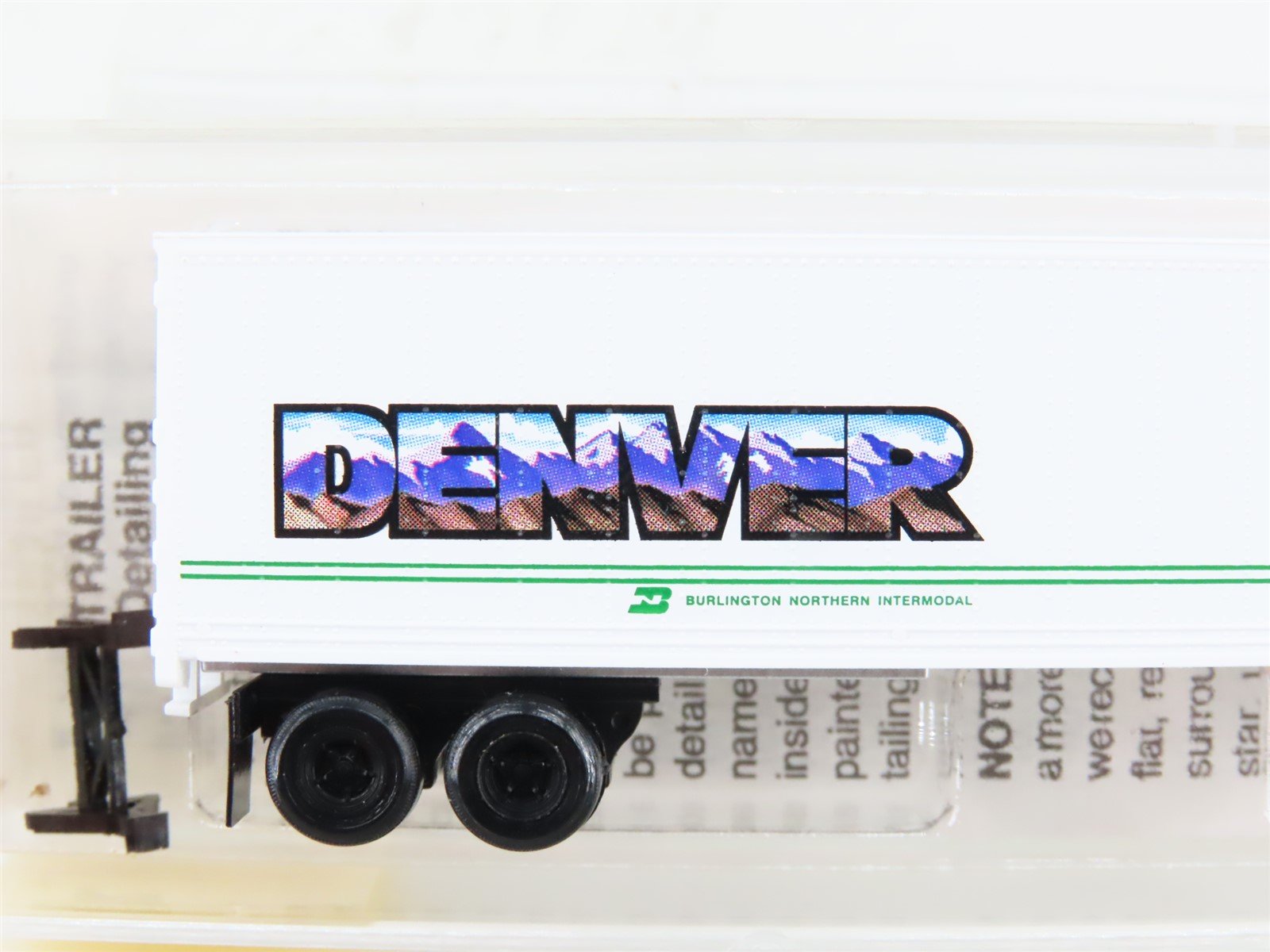 N Scale Micro-Trains MTL 67140 BN Intermodal Denver 45' Trailer BNZ 237845