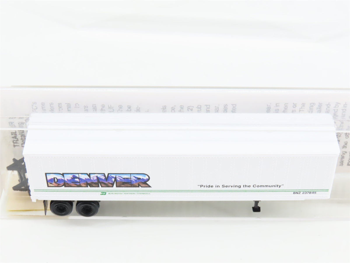 N Scale Micro-Trains MTL 67140 BN Intermodal Denver 45&#39; Trailer BNZ 237845