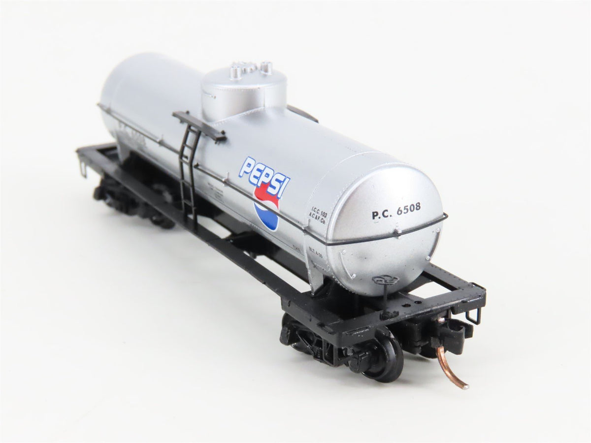 N Scale Micro-Trains MTL 65450 PC Pepsi-Cola 39&#39; Single Dome Tank Car #6508