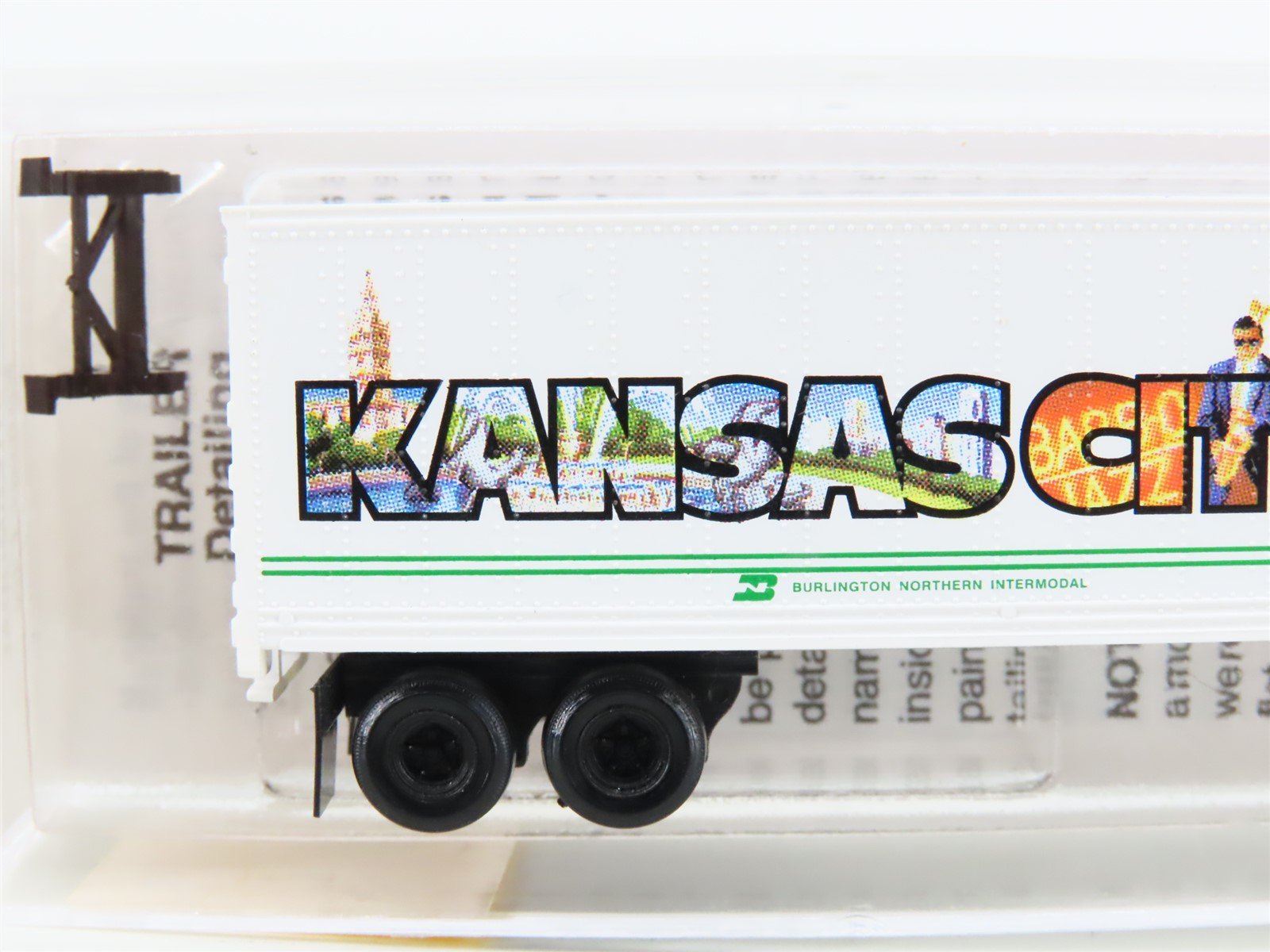 N Scale Micro-Trains MTL 67110 BN Intermodal Kansas City 45' Trailer BNZ 237895