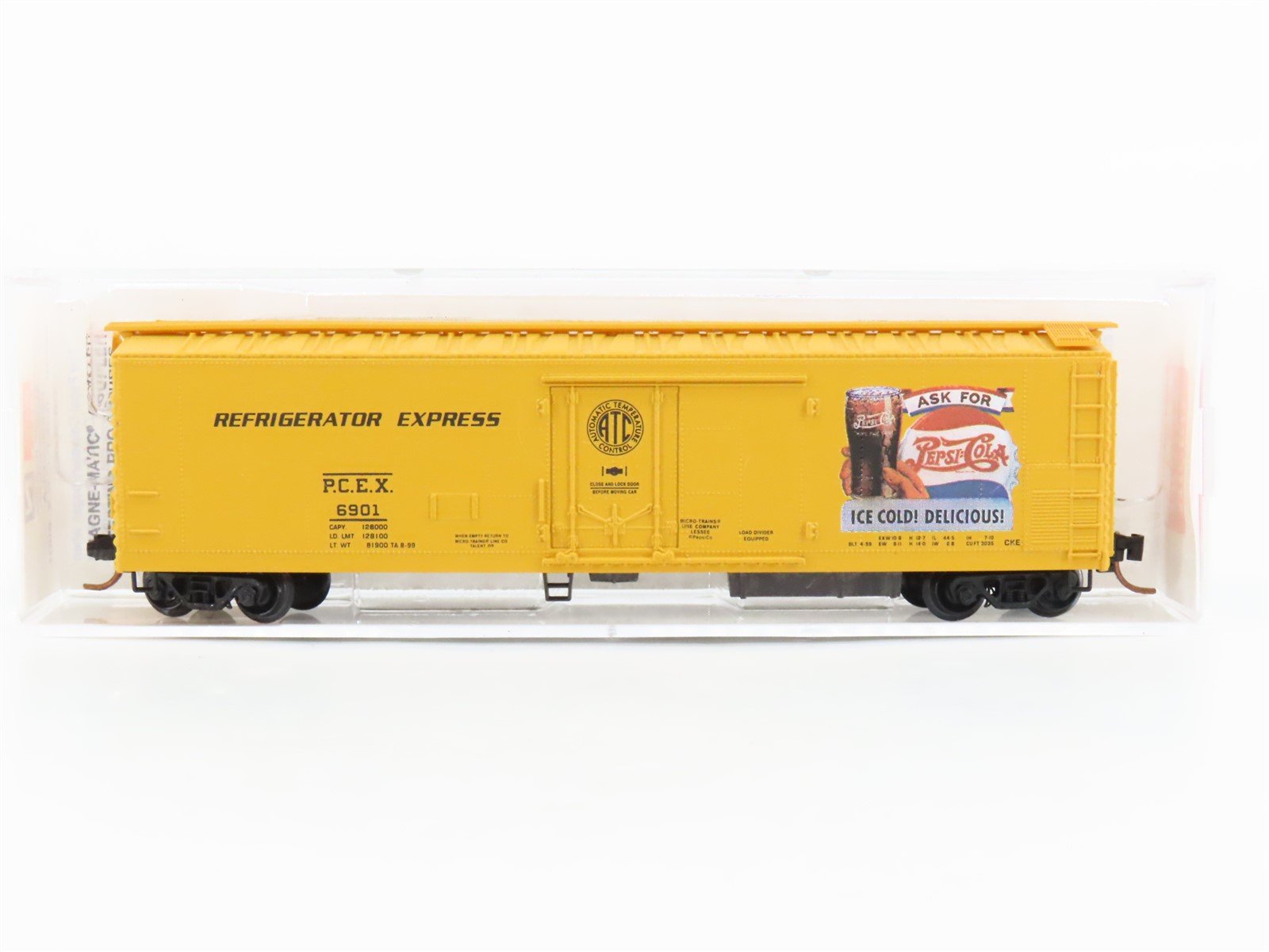 N Micro-Trains MTL 69090 PCEX Refrigerator Express Pepsi-Cola Reefer #6901