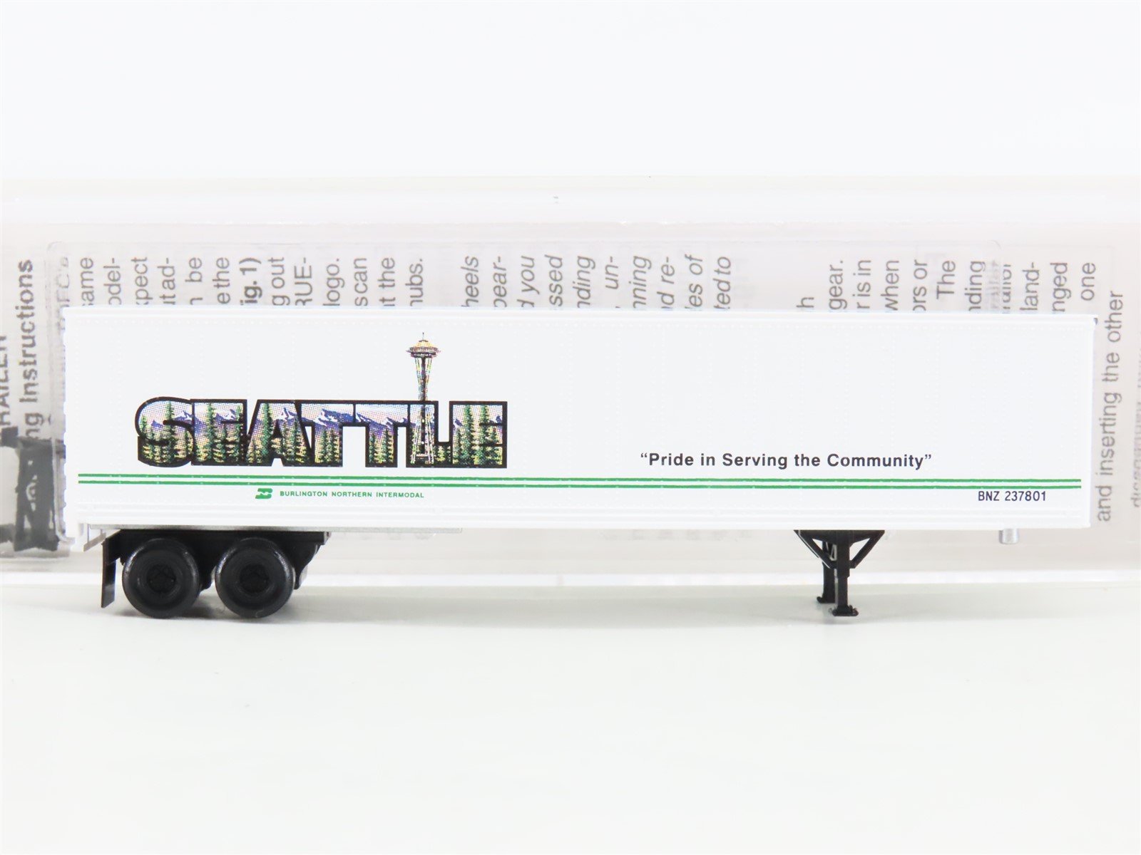 N Scale Micro-Trains MTL 67200 BN Intermodal Seattle 45' Trailer BNZ 237801