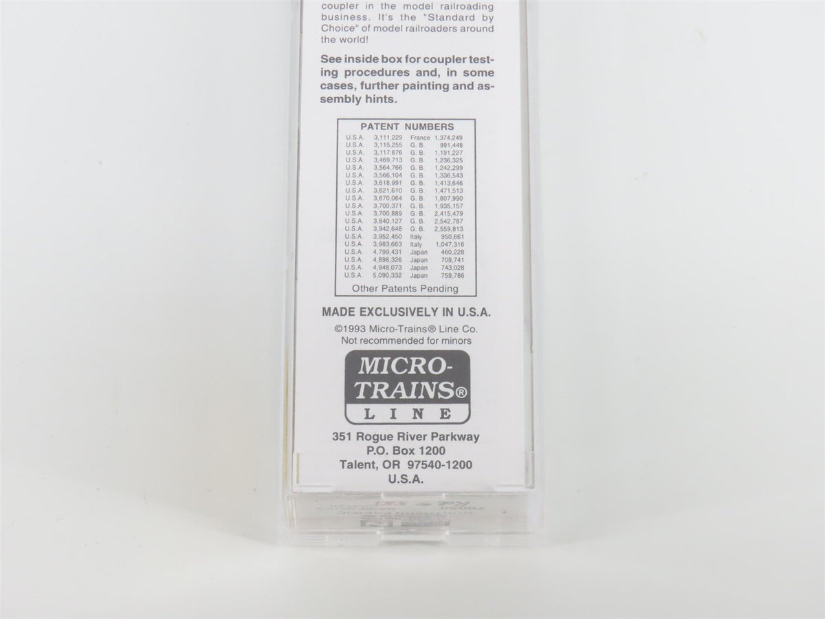 N Scale Micro-Trains MTL 70050 NP Northern Pacific 51&#39; Rib Side Reefer #NPM 551