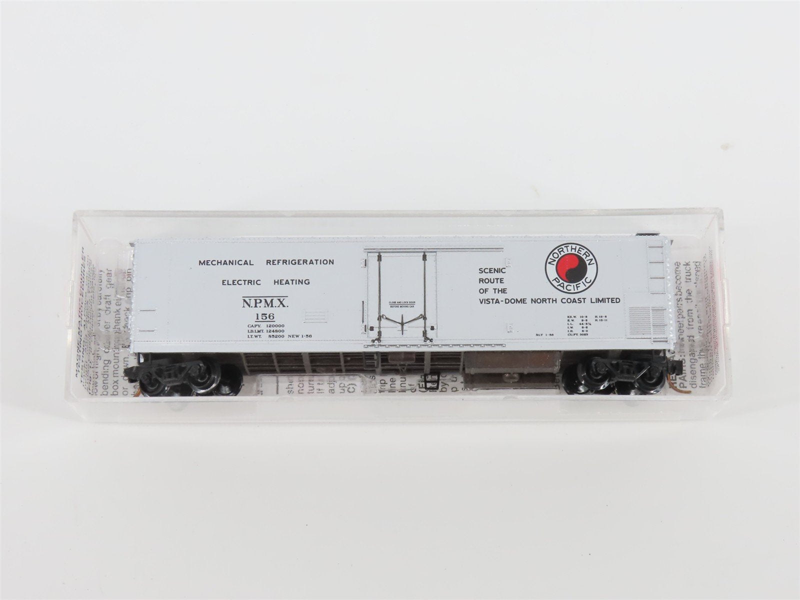 N Scale Micro-Trains MTL 69150 NPMX Northern Pacific 51' Rivet Side Reefer #156