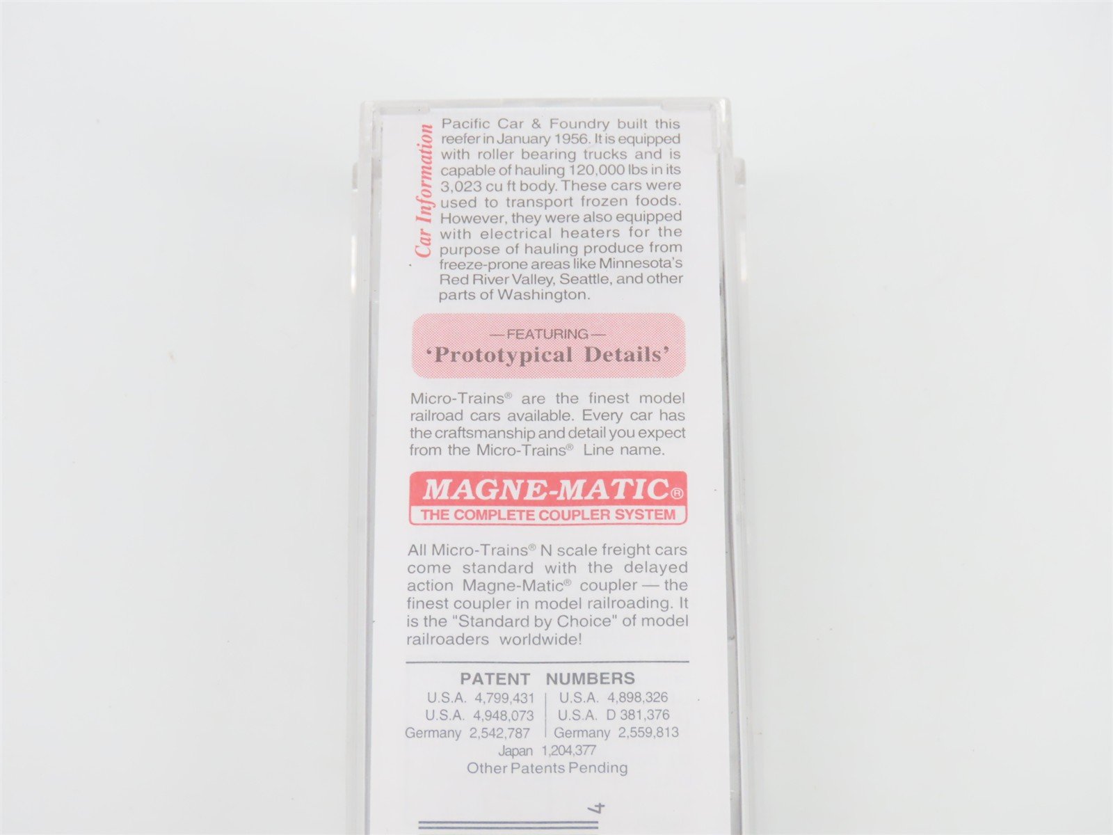 N Scale Micro-Trains MTL 69150 NPMX Northern Pacific 51' Rivet Side Reefer #156