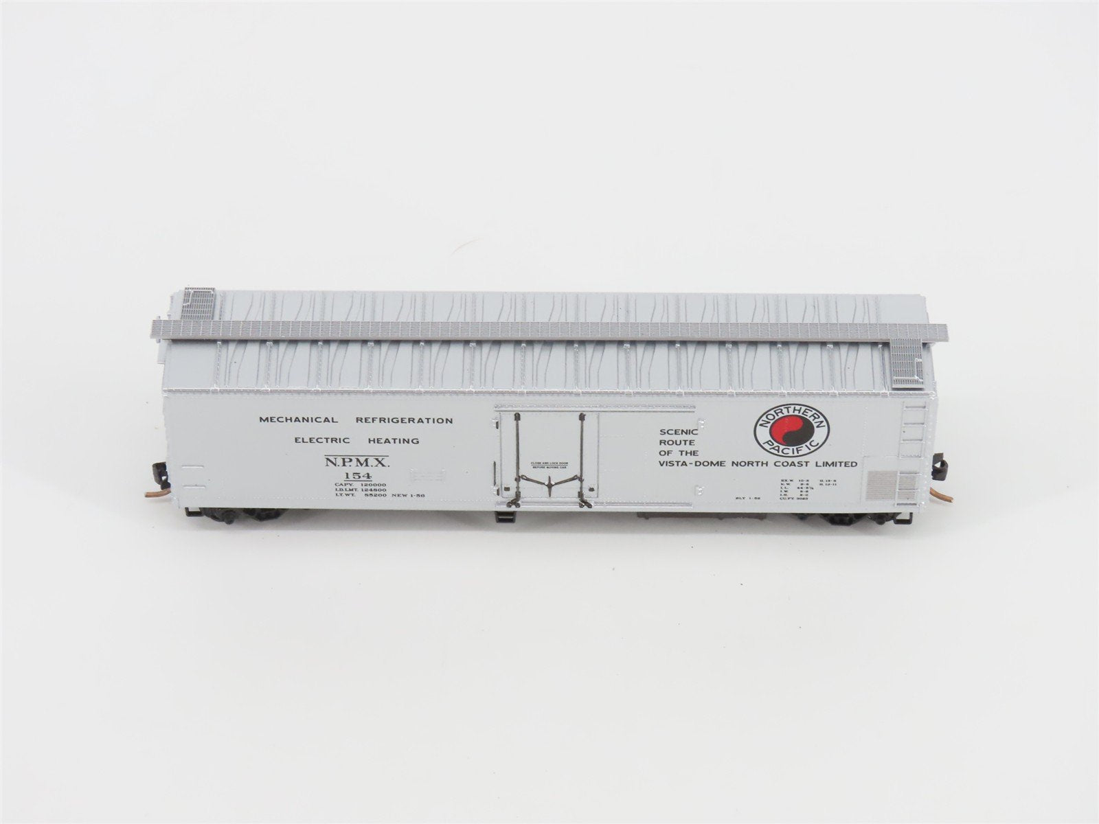 N Scale Micro-Trains MTL 69150 NPMX Northern Pacific 51' Rivet Side Reefer #154