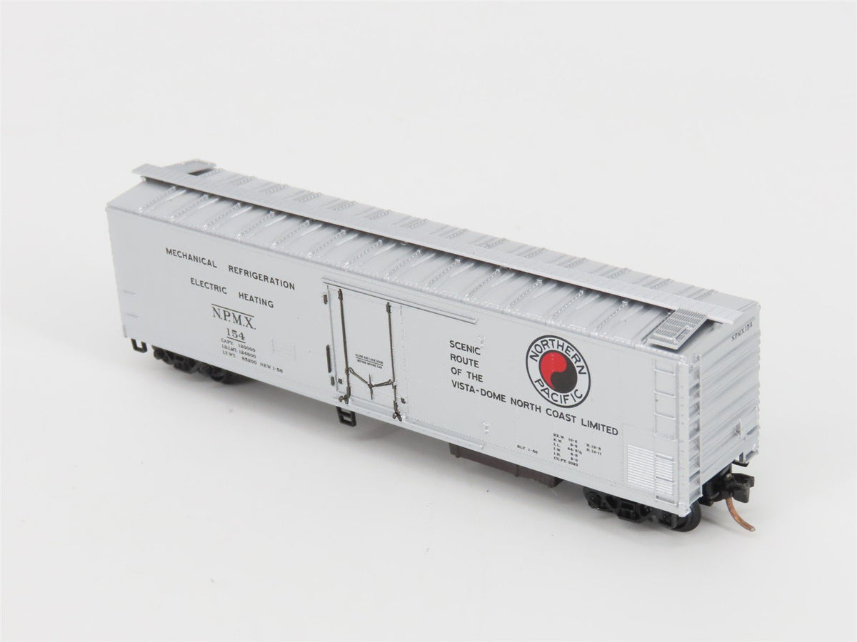 N Scale Micro-Trains MTL 69150 NPMX Northern Pacific 51&#39; Rivet Side Reefer #154
