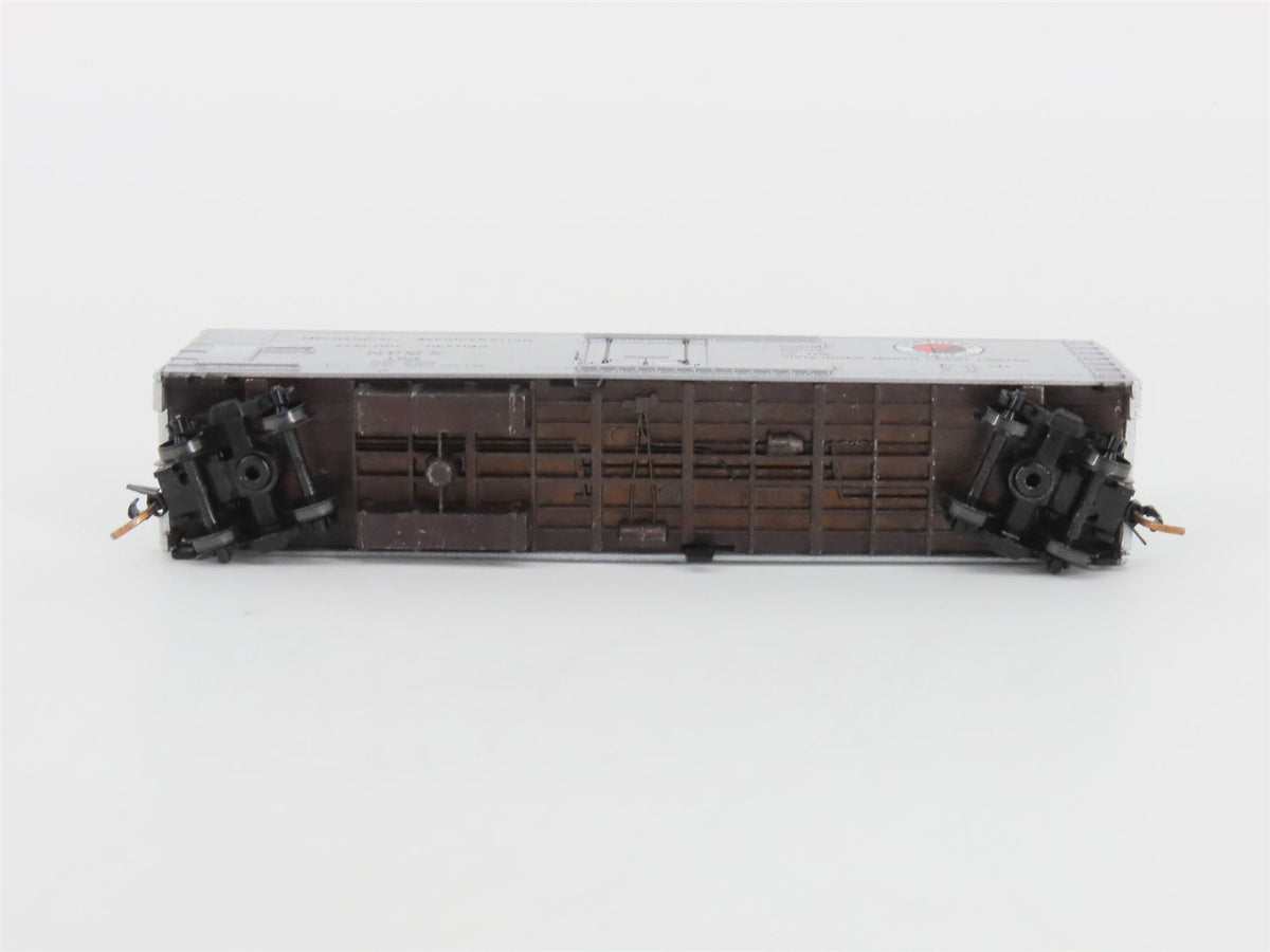 N Scale Micro-Trains MTL 69150 NPMX Northern Pacific 51&#39; Rivet Side Reefer #154