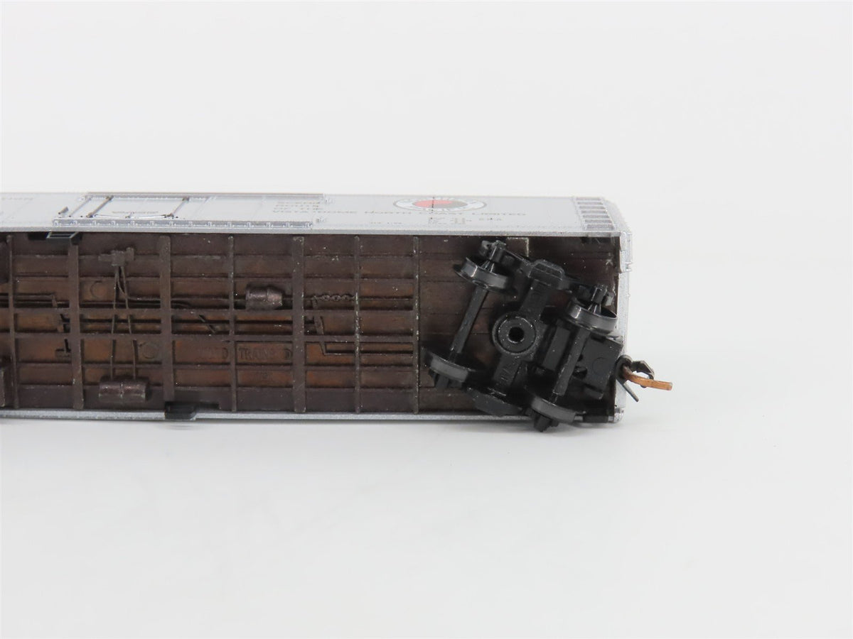 N Scale Micro-Trains MTL 69150 NPMX Northern Pacific 51&#39; Rivet Side Reefer #154