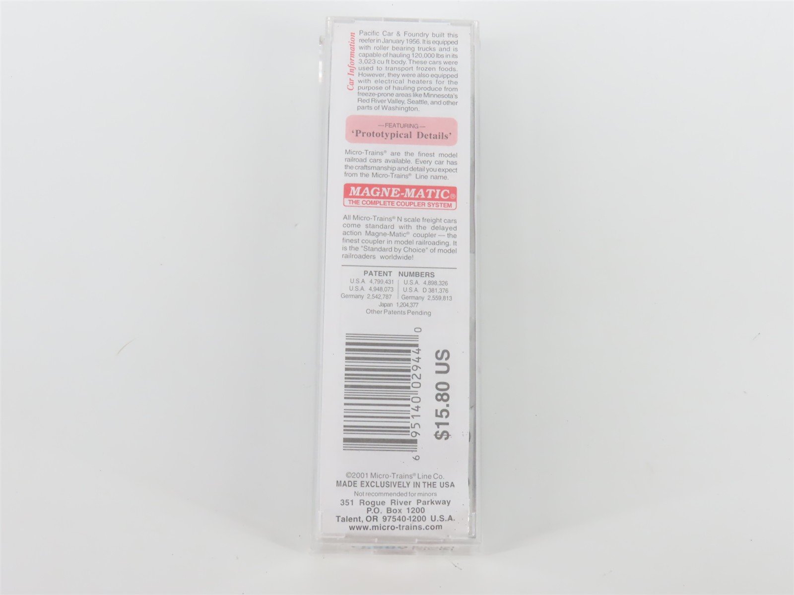 N Scale Micro-Trains MTL 69150 NPMX Northern Pacific 51' Rivet Side Reefer #154