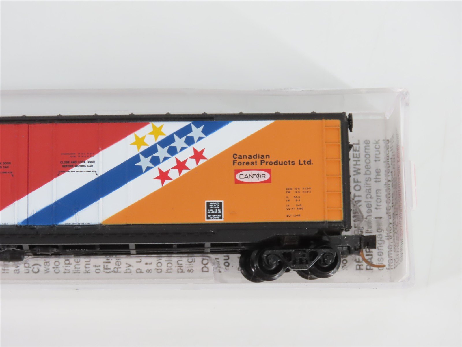 N Scale Micro-Trains MTL 75060 USLX Canadian Forest Products 50' Box Car #474