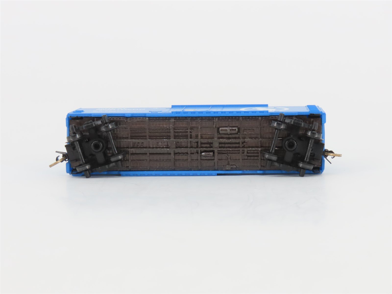 N Scale Micro-Trains MTL 74030 GN Great Northern Big Sky Blue 40' Box Car #6646