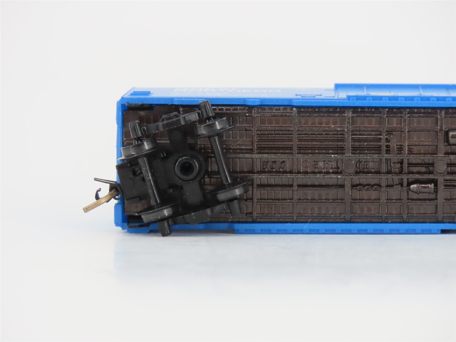 N Scale Micro-Trains MTL 74030 GN Great Northern Big Sky Blue 40' Box Car #6646