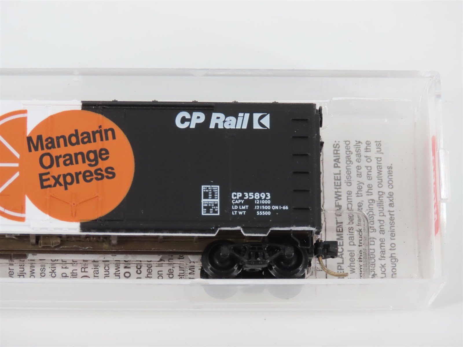 N Scale Micro-Trains MTL CP Rail Mandarin Orange Express 40' Box Car #35893