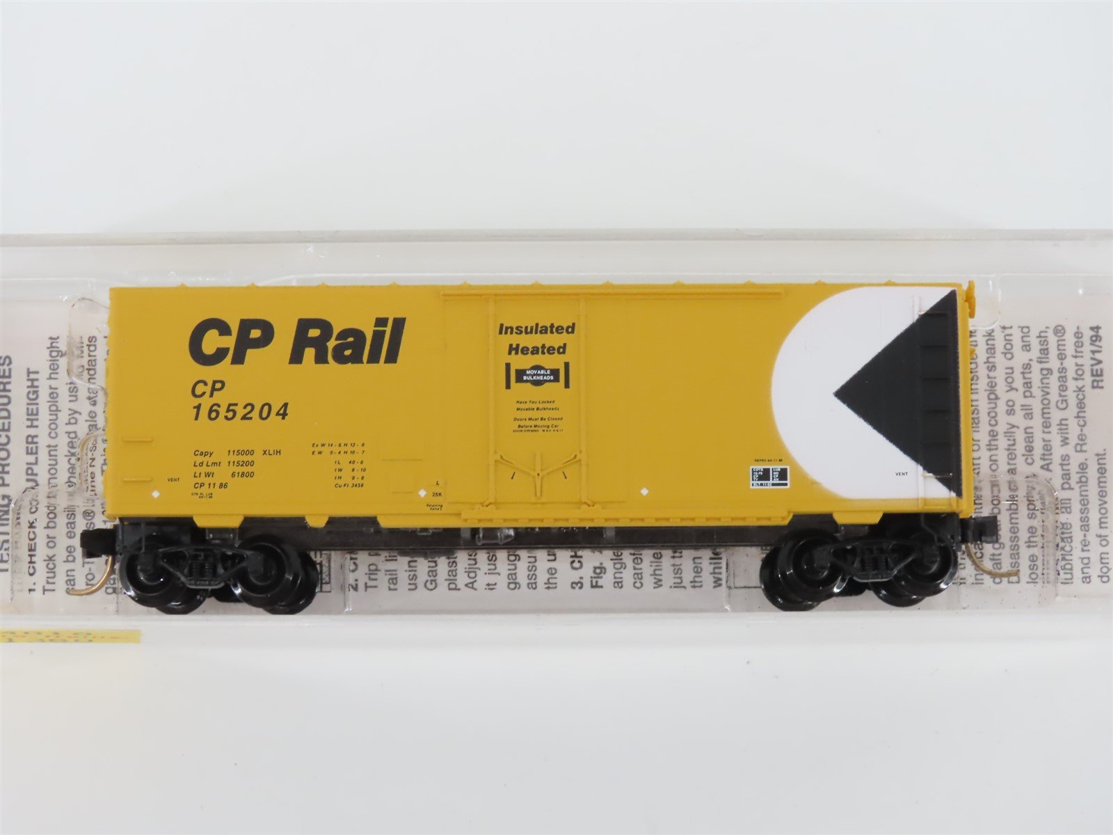 N Scale Micro-Trains MTL 74010 CP Rail 40' Plug Door Box Car #165204