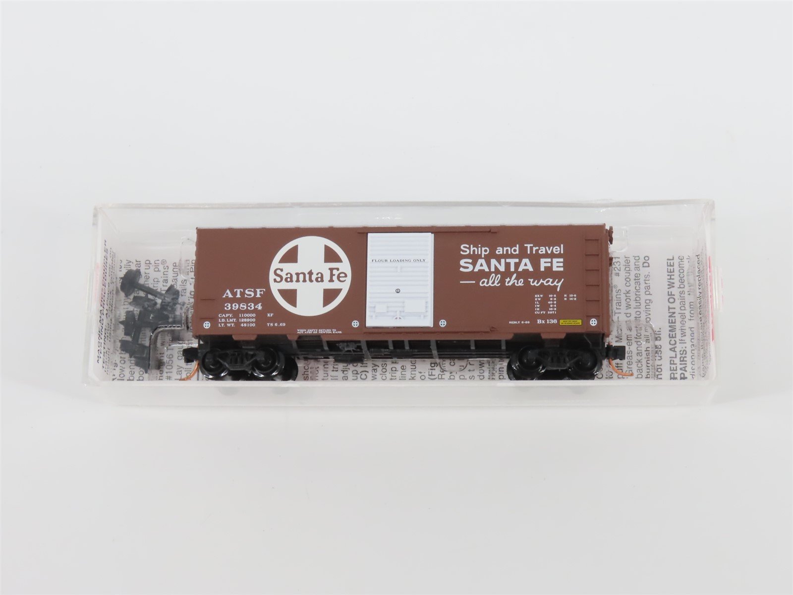 N Scale Micro-Trains MTL 73040 ATSF Santa Fe "Ship And Travel" 40' Boxcar #39834