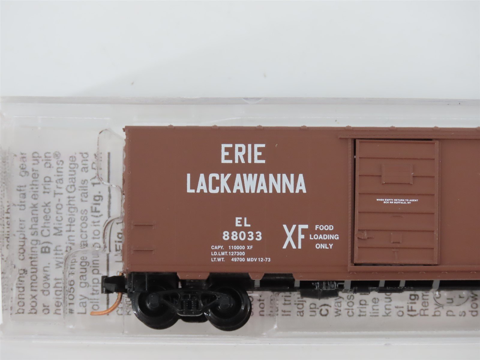 N Scale Micro-Trains MTL 73030 EL Erie Lackawanna 40' Single Door Box Car #88033
